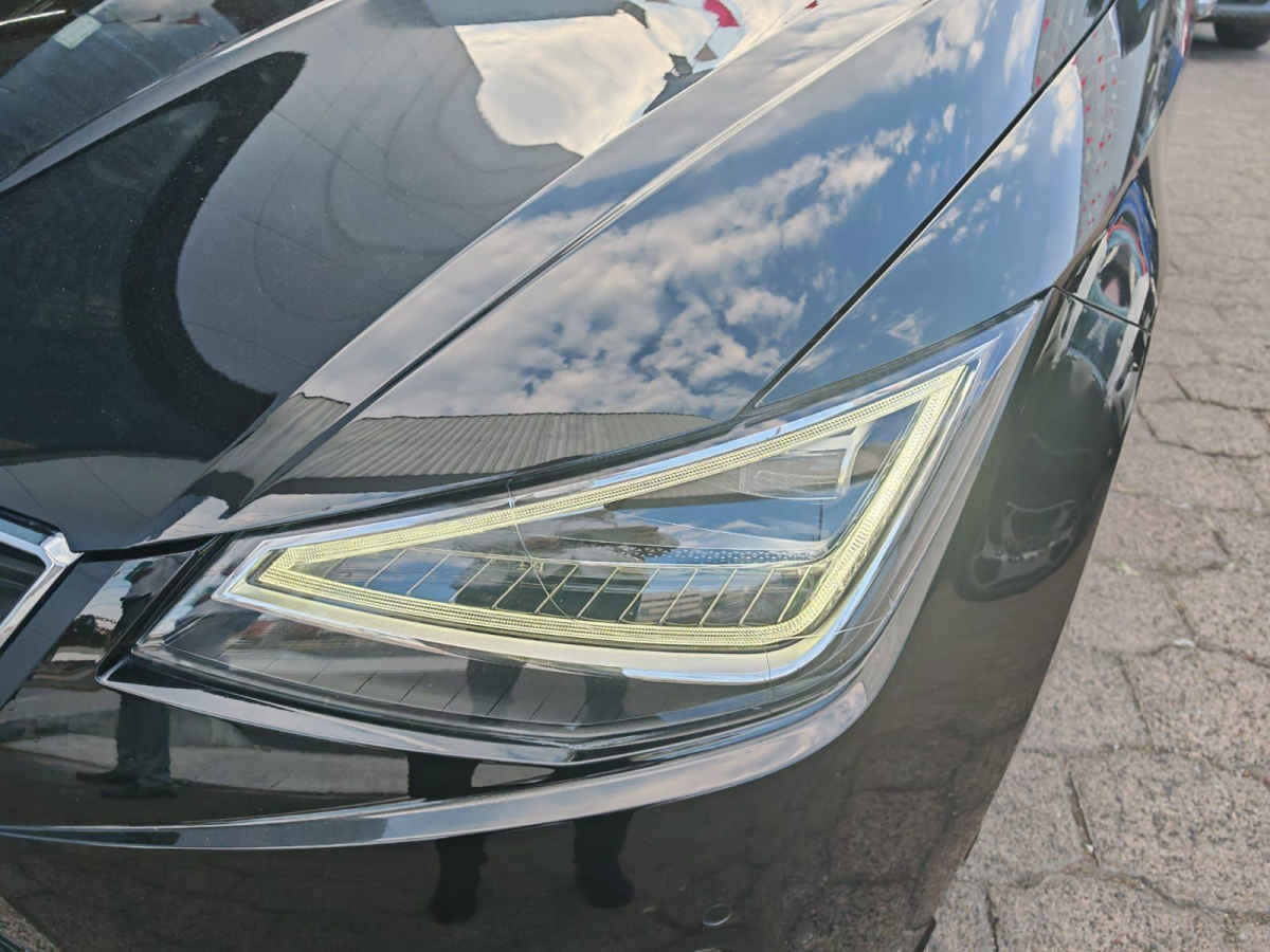 2023 SEAT IBIZA 5 PTS FR 16L 110 HP TM5 AAC ASTOS DEPORTIVOS F LED RA-17