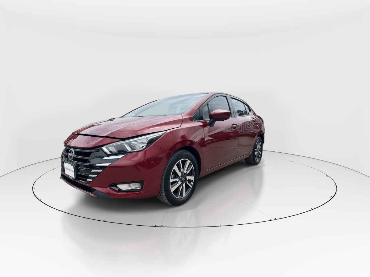 2023 Nissan Versa 4p Advance L4/1.6 Man