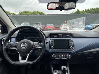 2023 Nissan Versa 4p Advance L4/1.6 Man