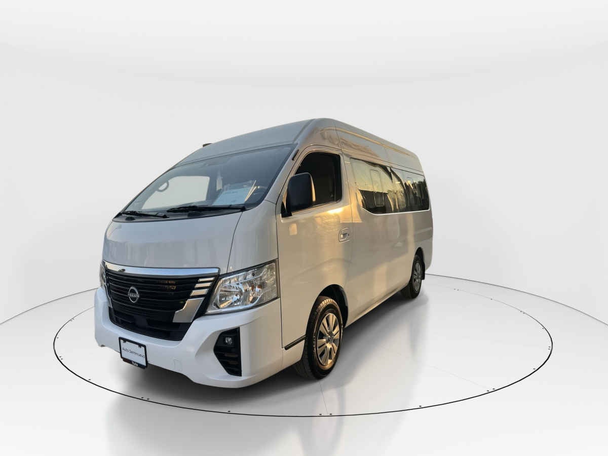 2024 Nissan Urvan 4p Amplia L4/2.5 Man 15/Pas P/Seg