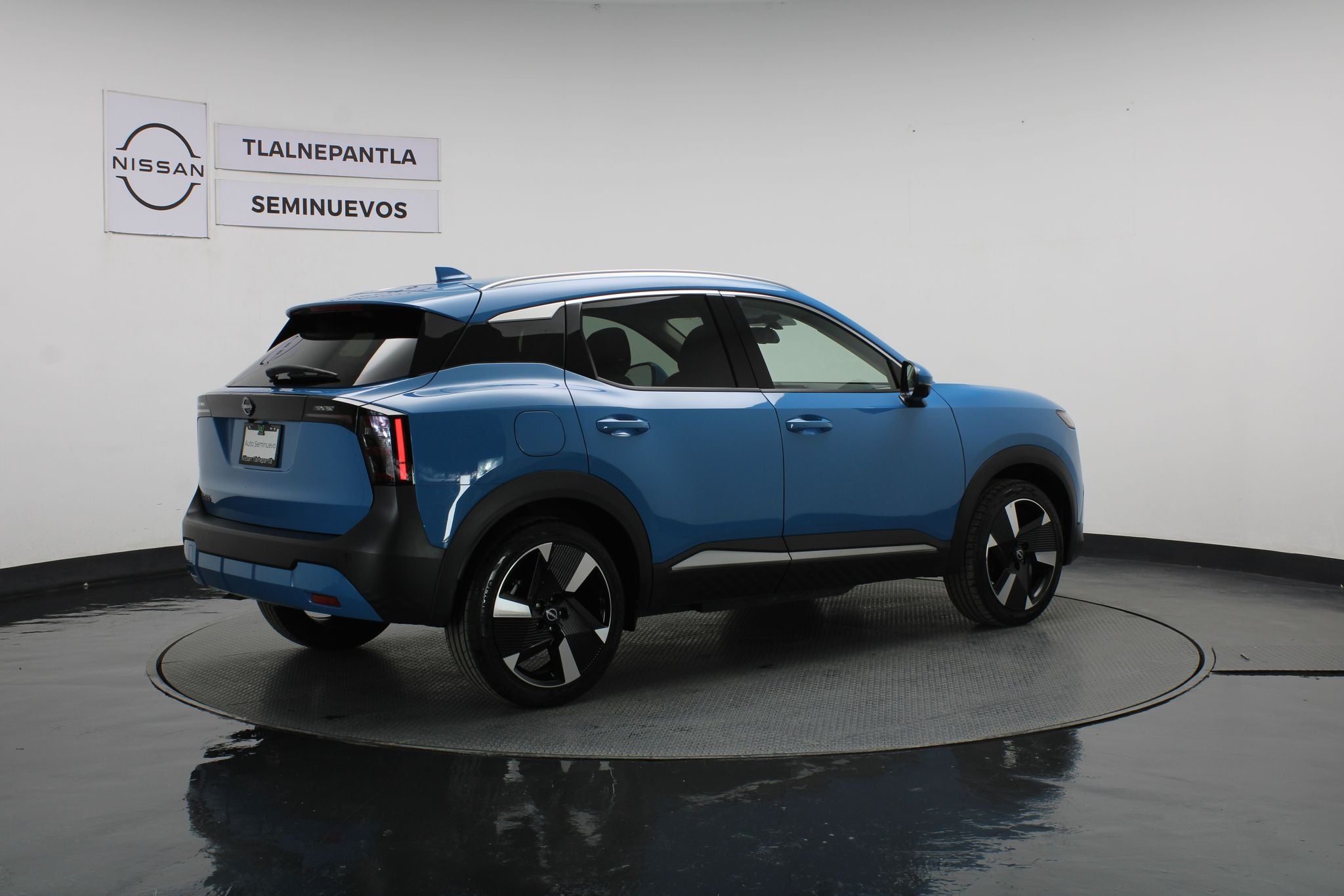 2025 Nissan Kicks 2.0 Platinum At