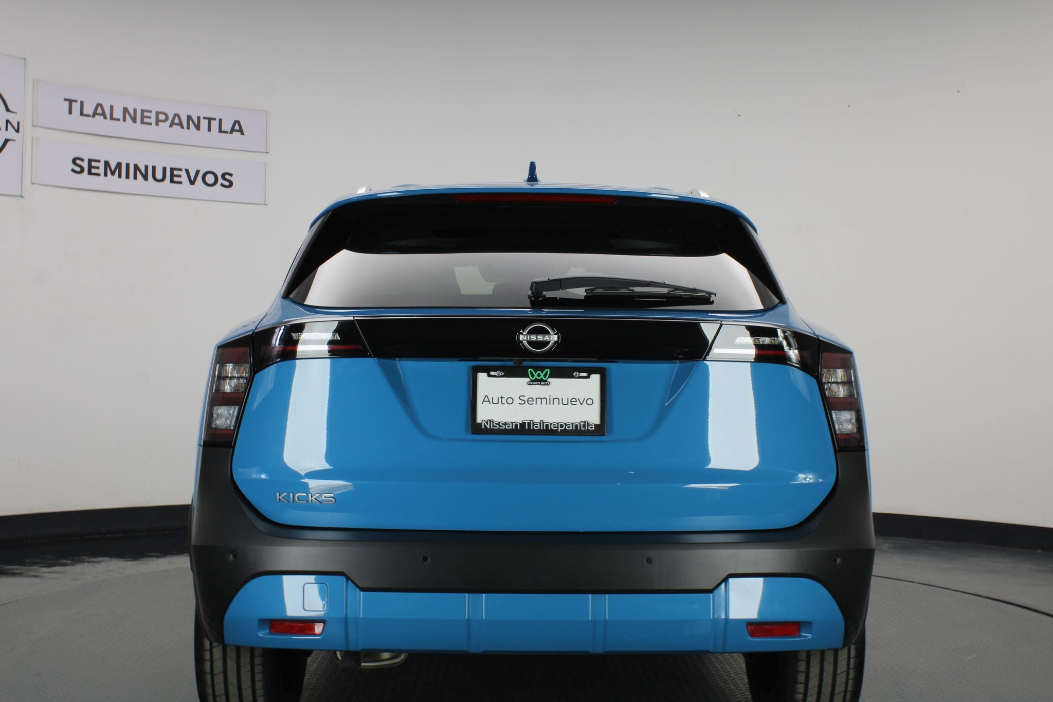 2025 Nissan Kicks 2.0 Platinum At