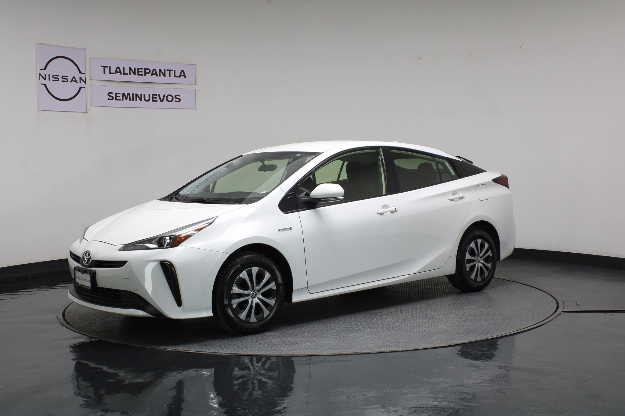2020 Toyota Prius 1.8 Base Hibrido Cvt