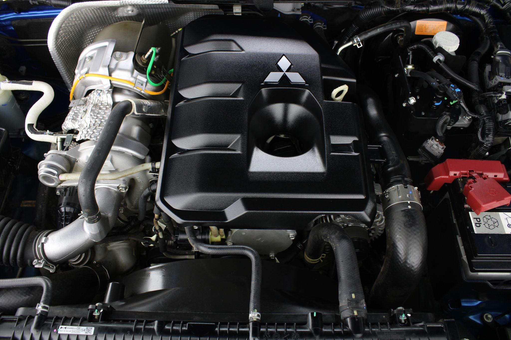 2025 Mitsubishi L200 2.4 Gls Cabina Doble 4x4 Diesel At