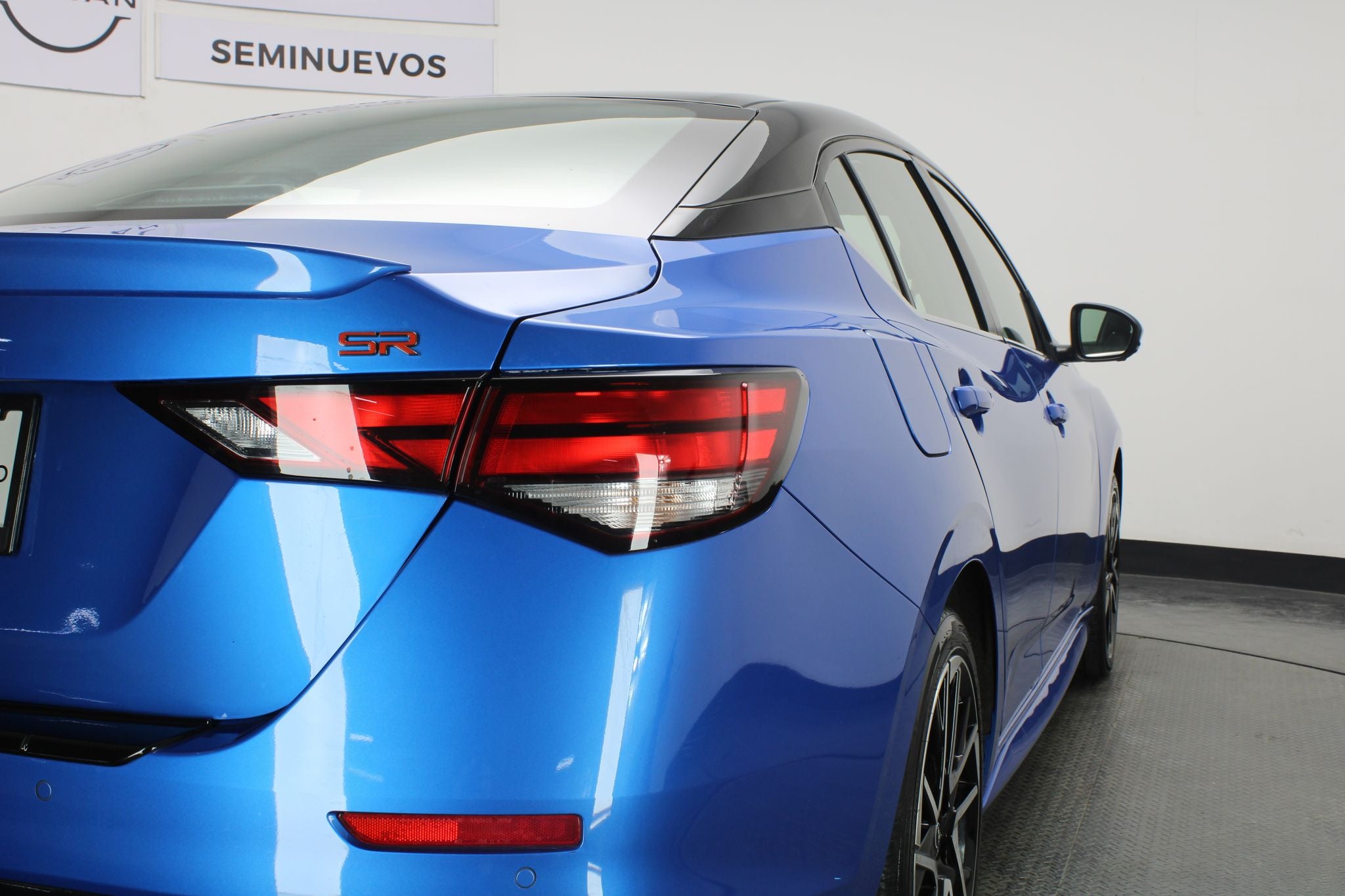 2025 Nissan Sentra 2.0 SR Platinum At