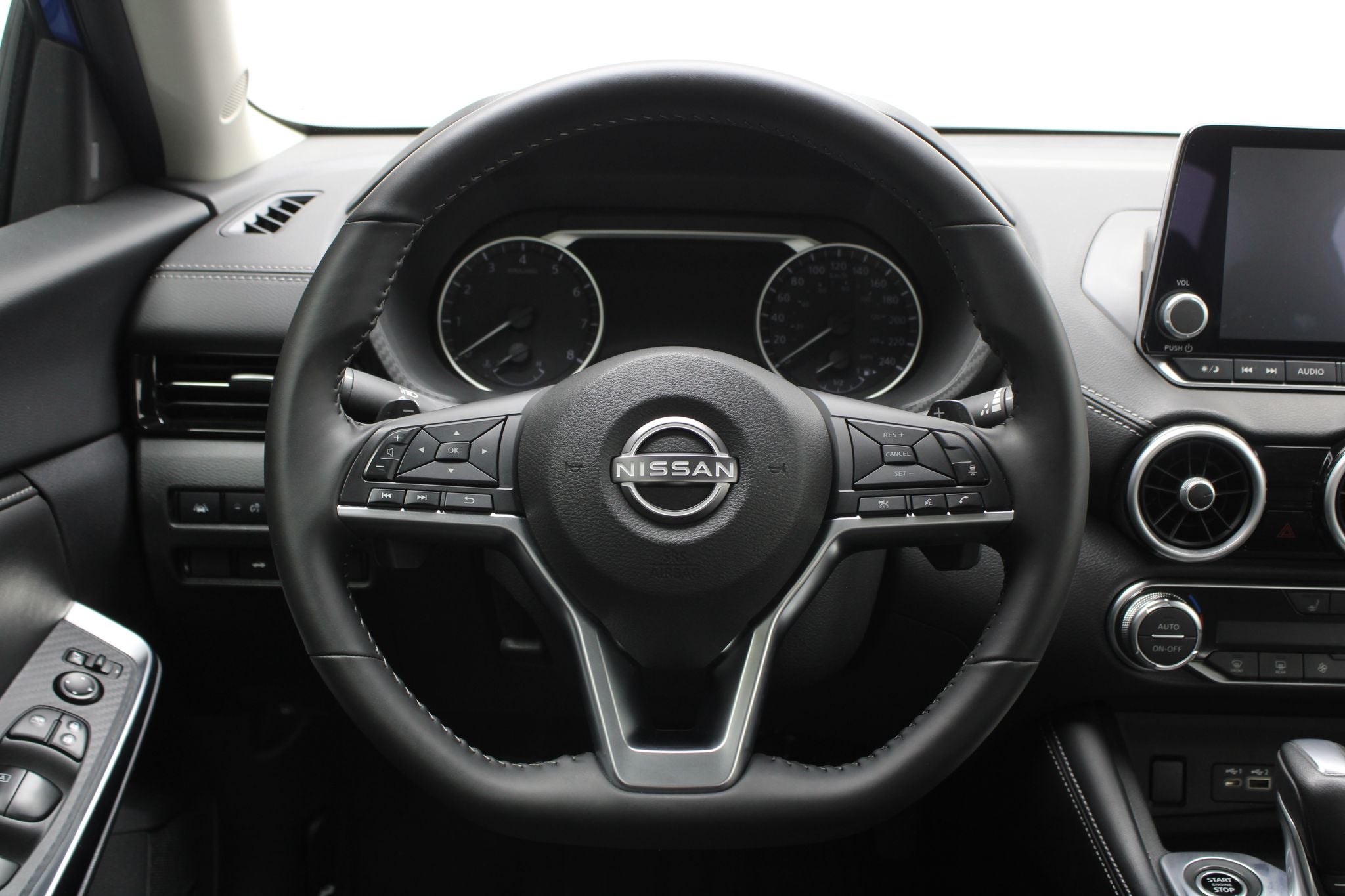 2025 Nissan Sentra 2.0 SR Platinum At