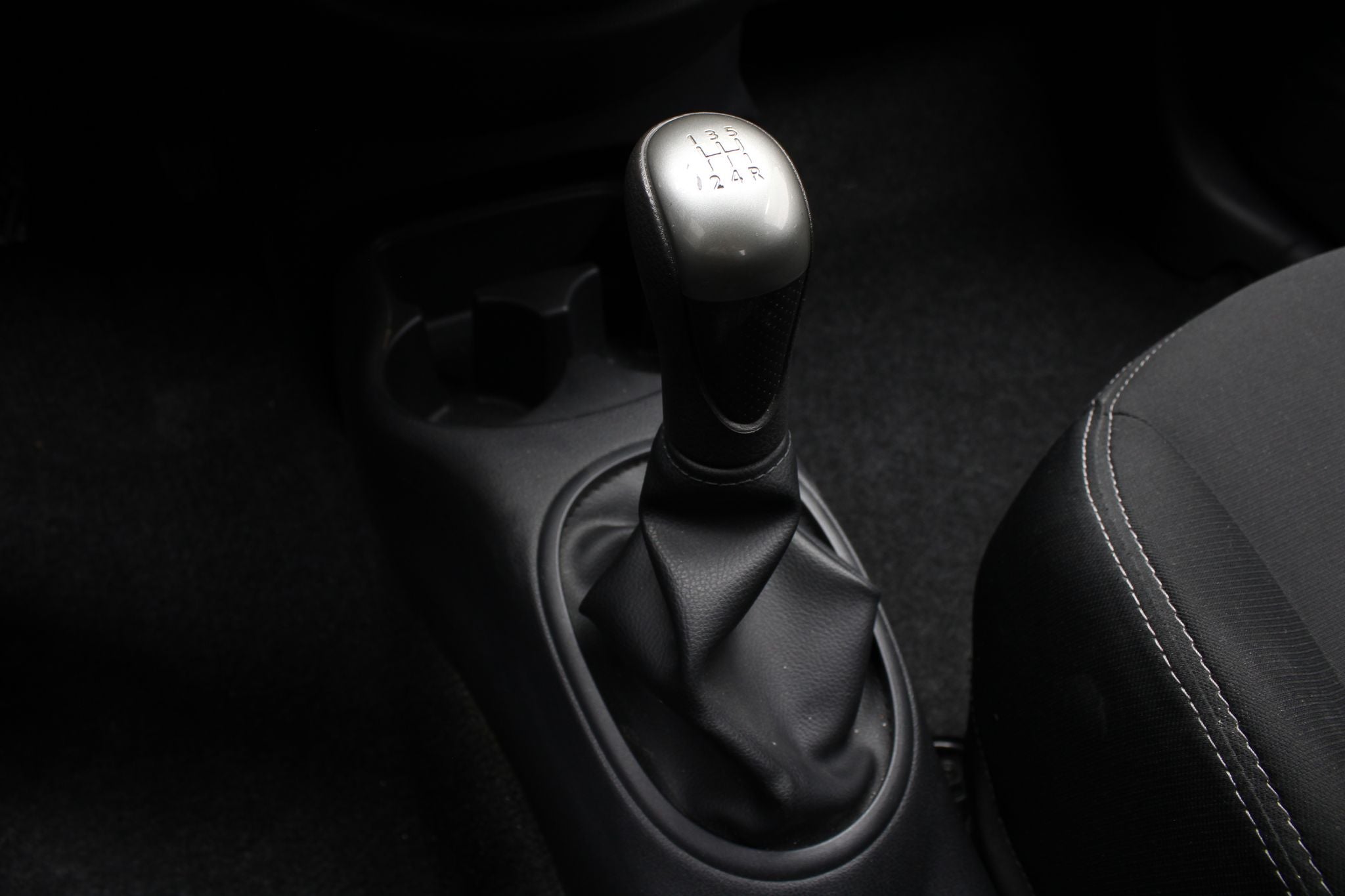 2023 Nissan March 1.6 Advance Mt
