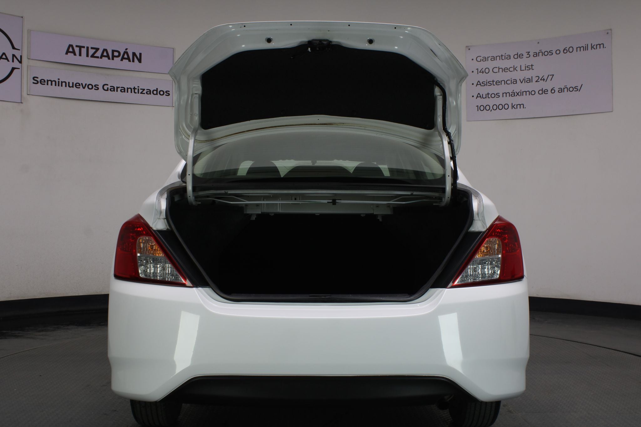 2023 Nissan V-Drive 1.6 A/C  Mt