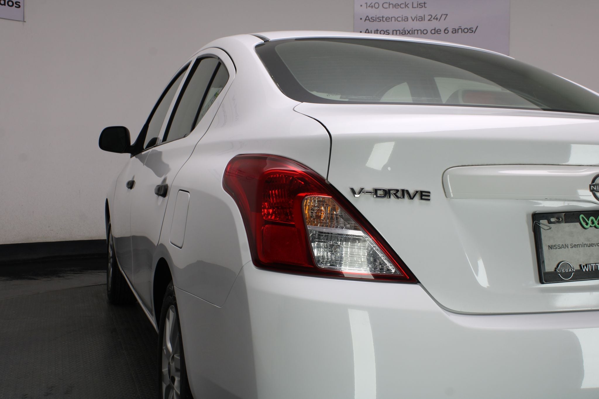 2023 Nissan V-Drive 1.6 A/C  Mt
