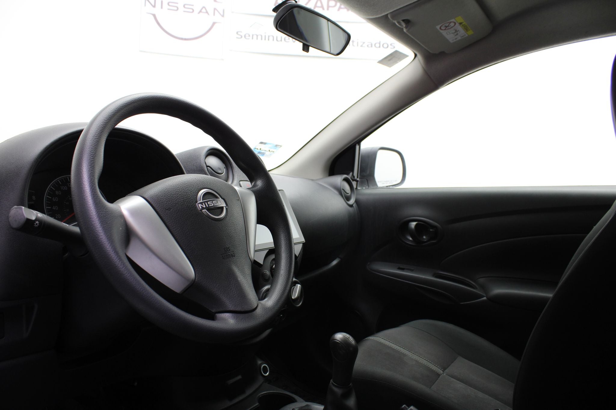 2023 Nissan V-Drive 1.6 A/C  Mt
