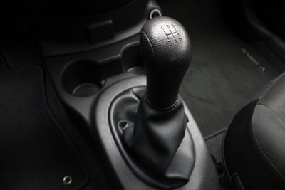2023 Nissan V-Drive 1.6 A/C  Mt