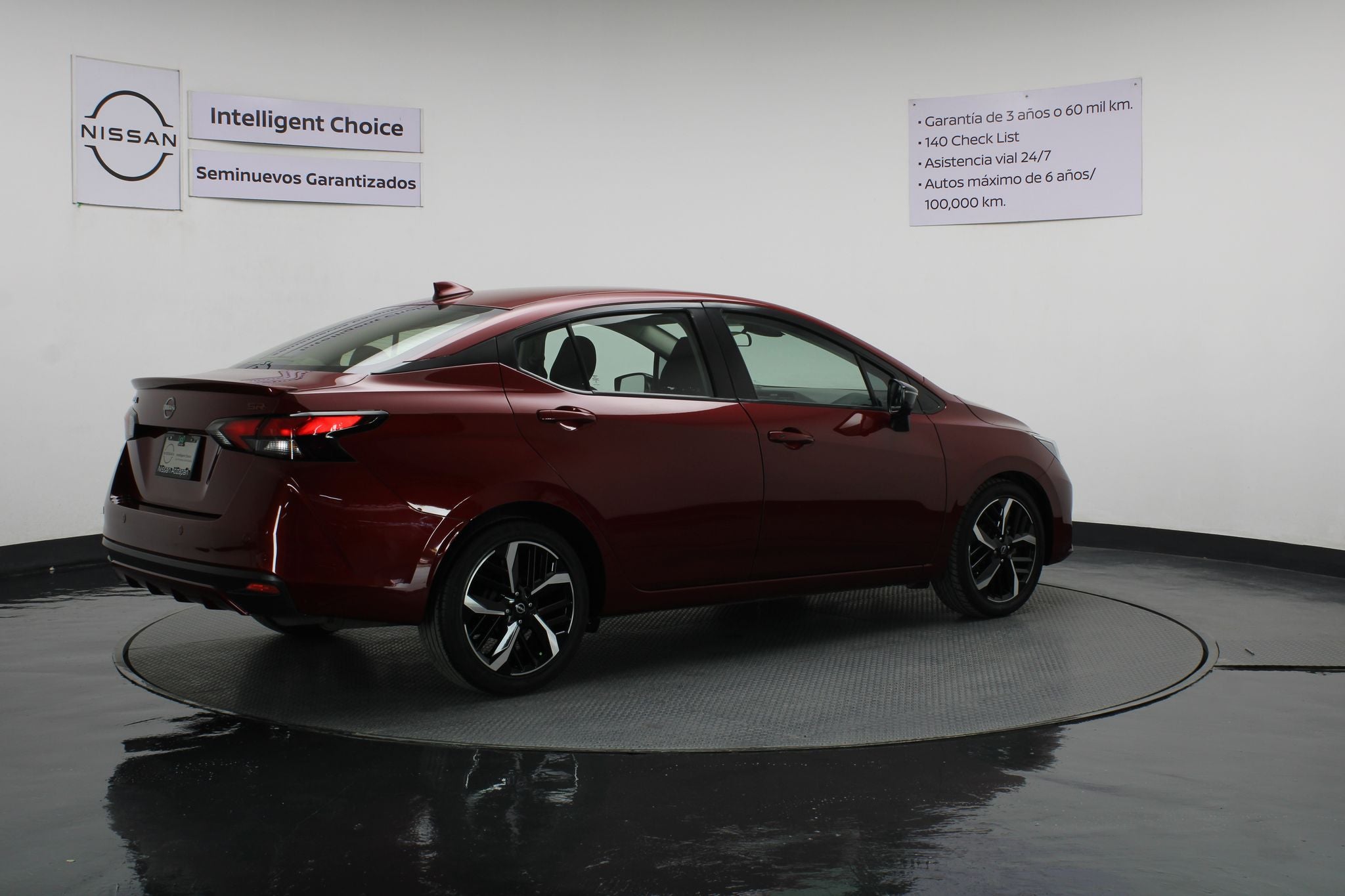 2024 Nissan Versa 1.6 SR At