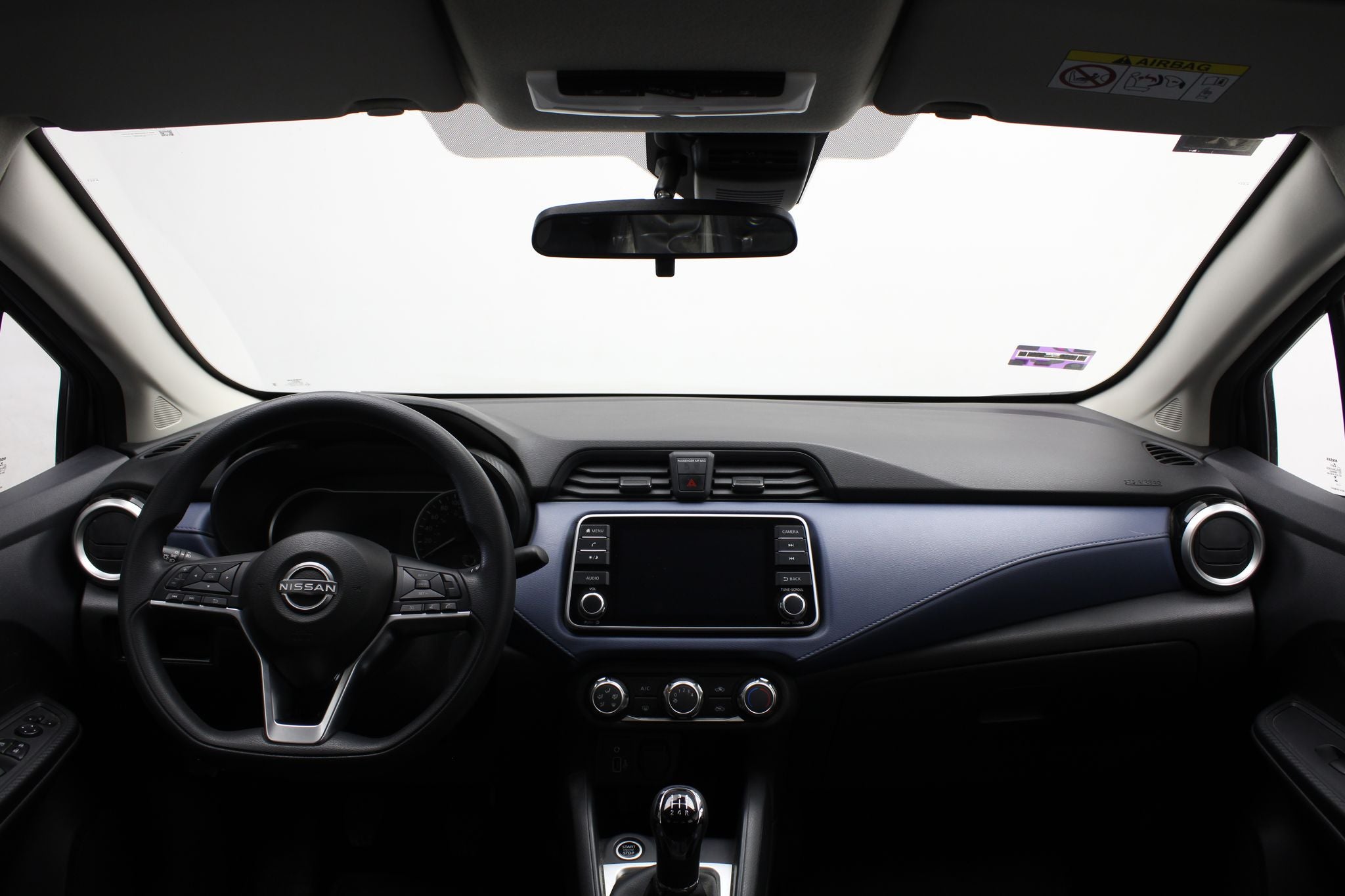 2025 Nissan Versa 1.6 Advance Mt