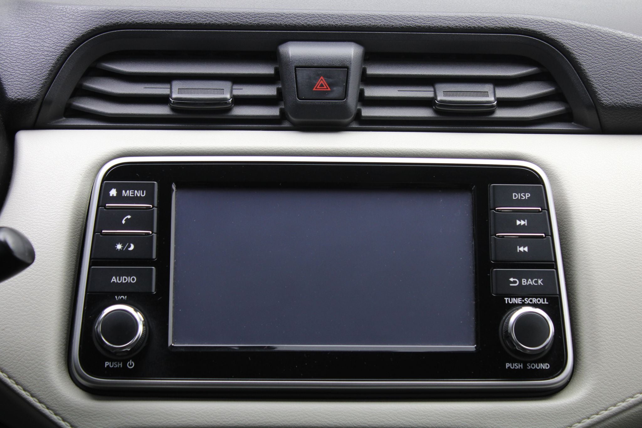2022 Nissan Versa 1.6 Advance At