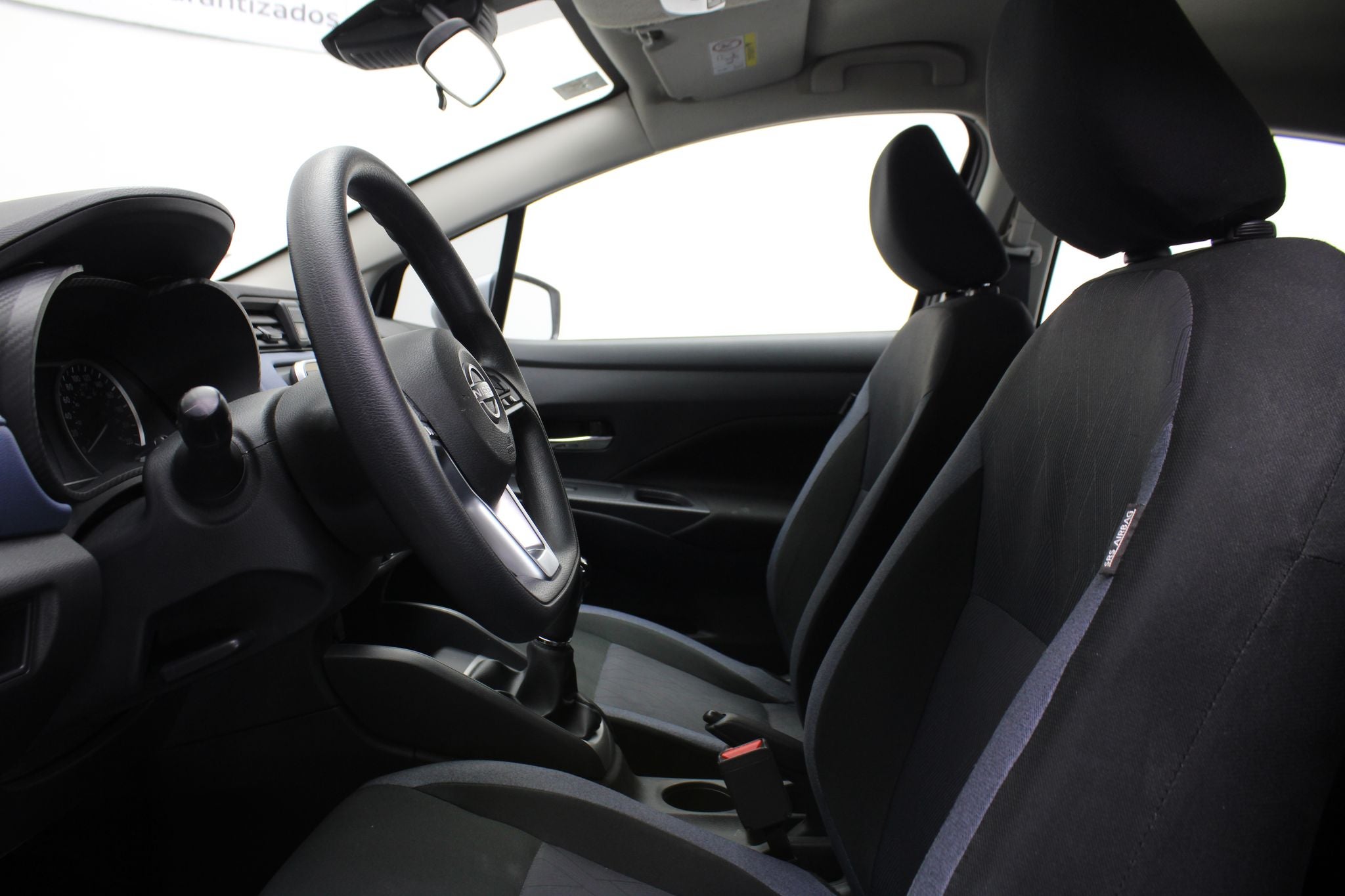 2025 Nissan Versa 1.6 Advance Mt