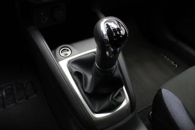 2025 Nissan Versa 1.6 Advance Mt
