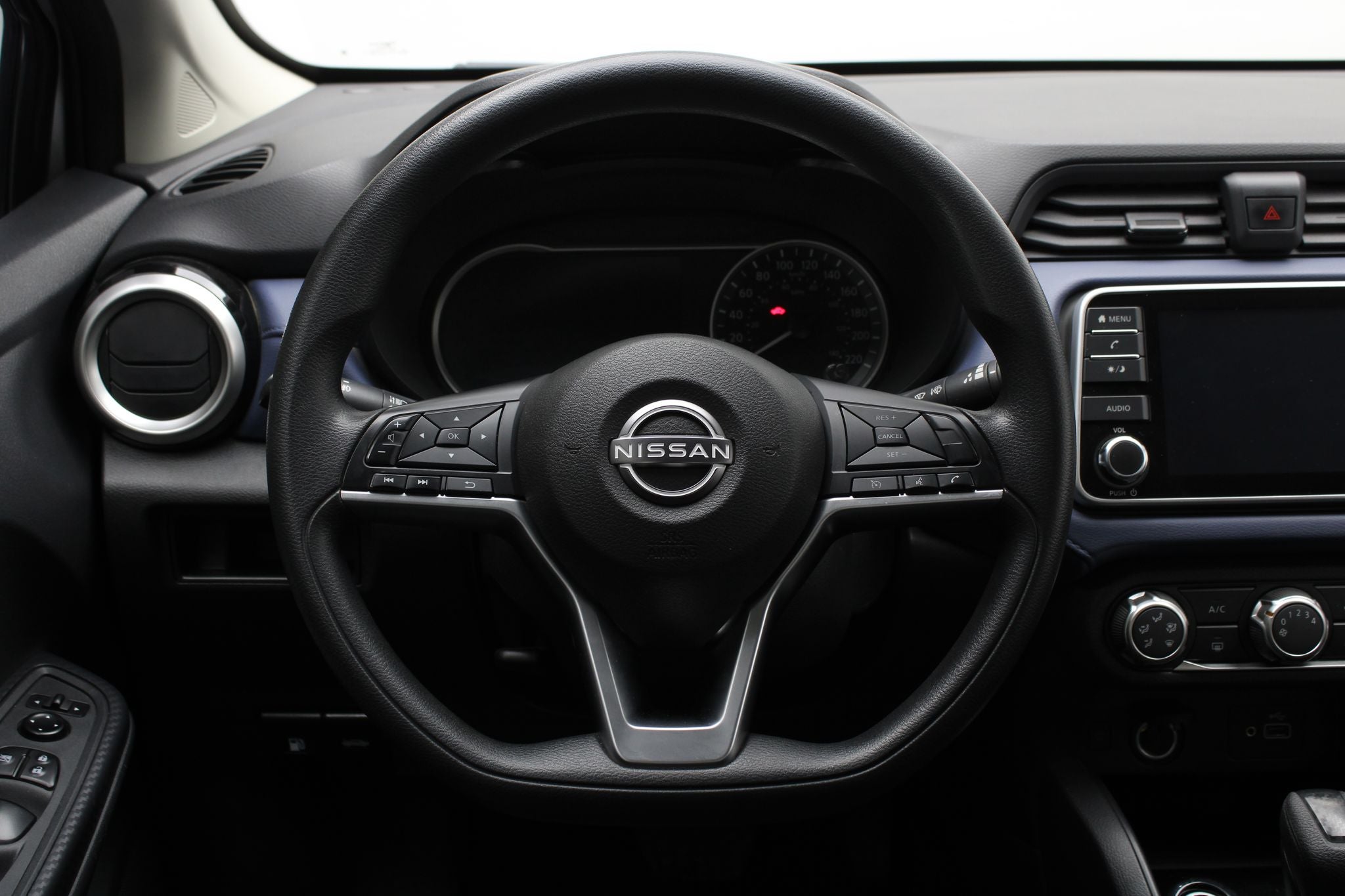 2023 Nissan Versa 1.6 Advance At