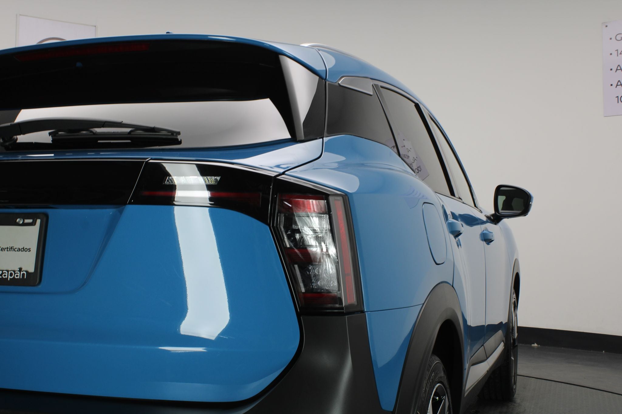 2025 Nissan Kicks 2.0 Exclusive At