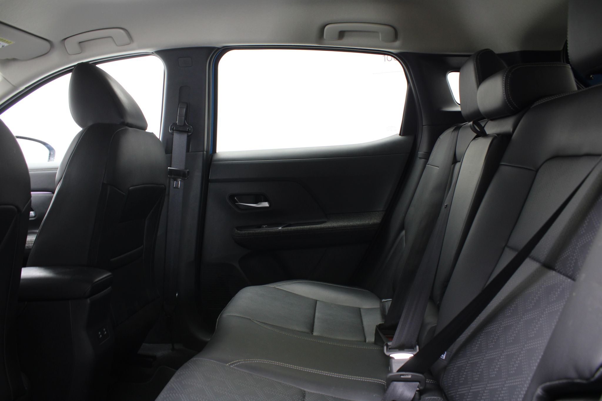 2025 Nissan Kicks 2.0 Exclusive At