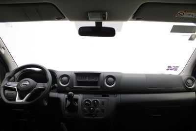 2024 Nissan Urvan 2.5 Panel Amplia AA Mt