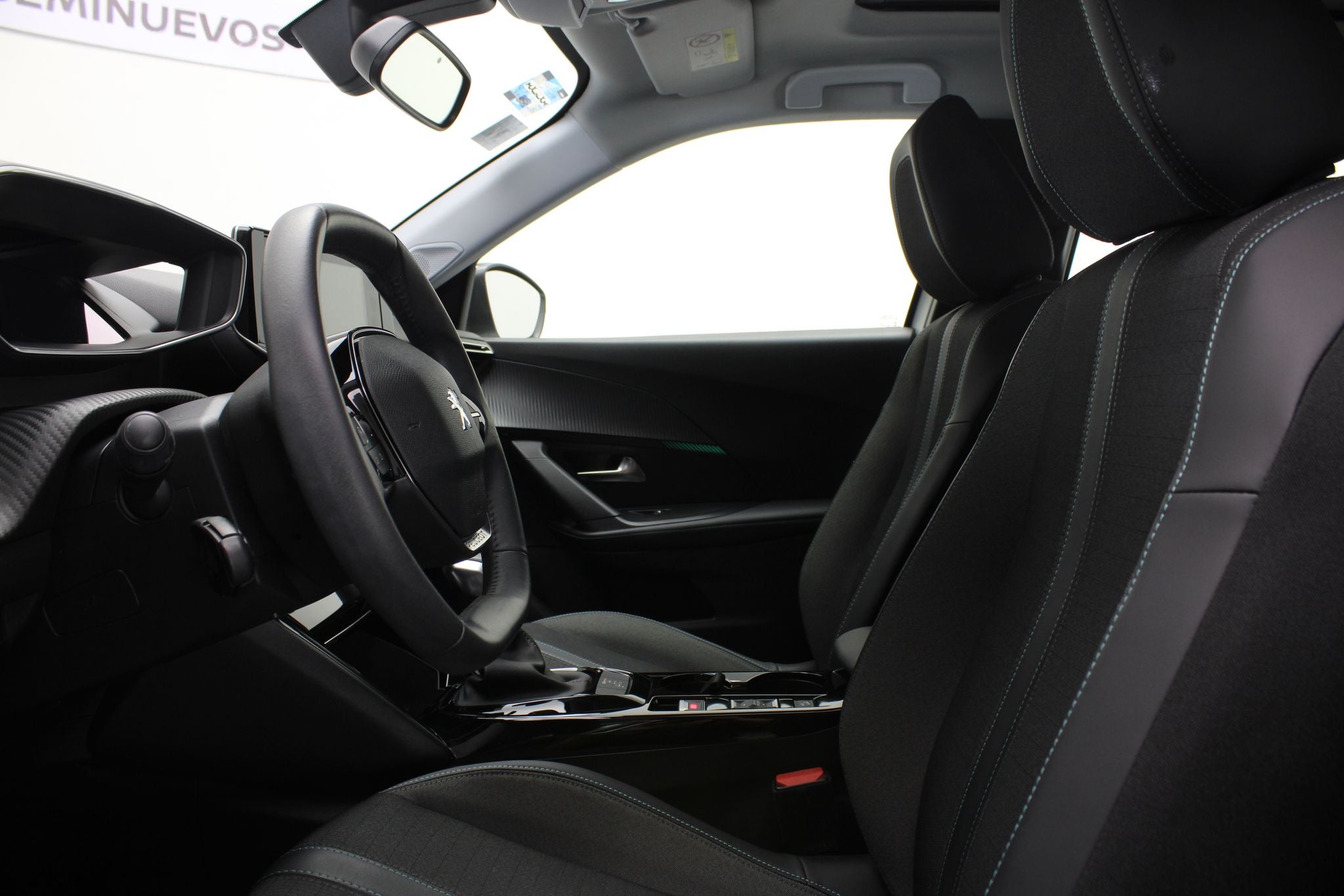 2023 Peugeot 2008 1.2 Allure Pack At
