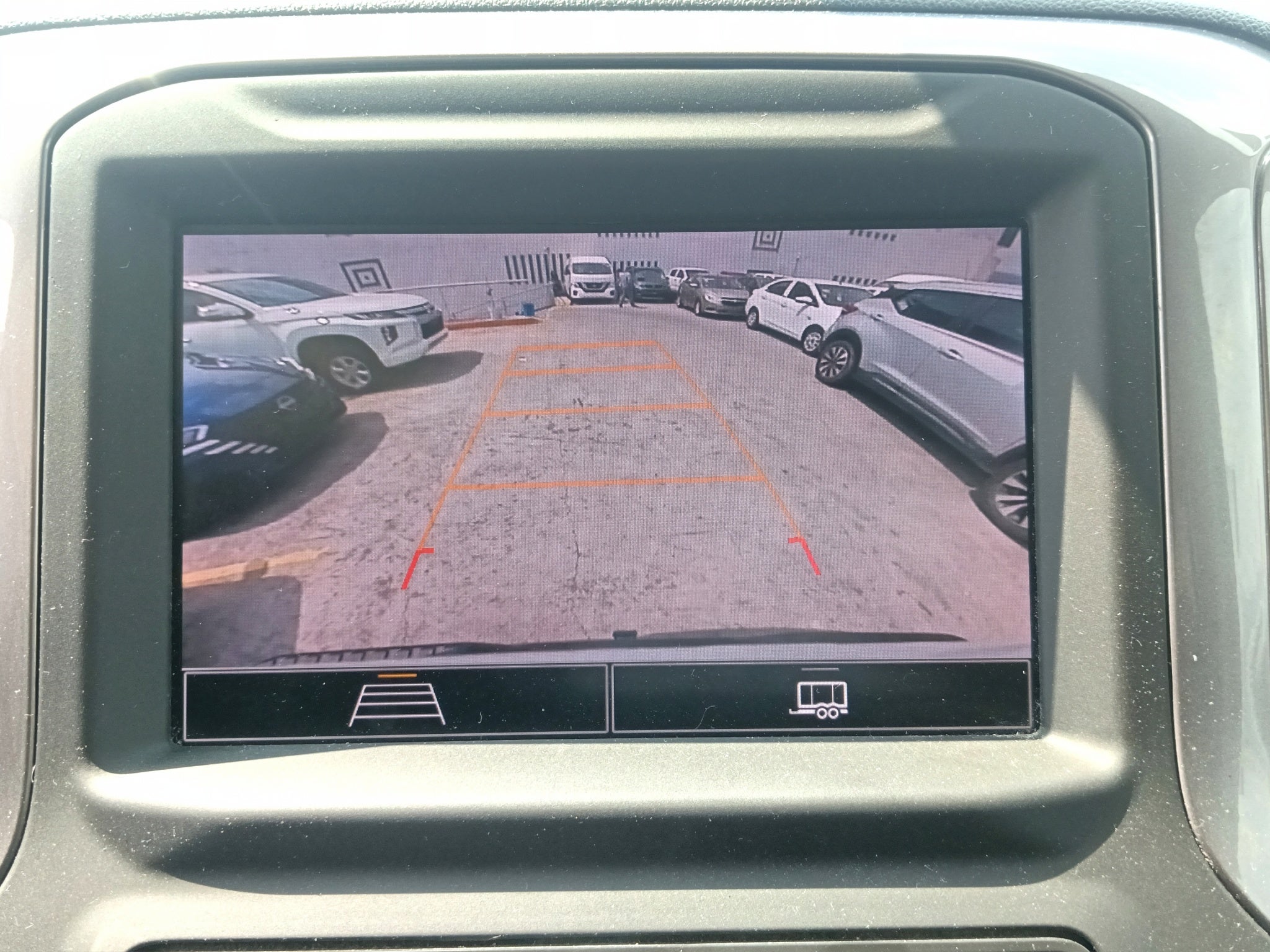 2023 Chevrolet SILVERADO 2500 4PTS 2.7 LTS TA DOB CAB 4X2 PAQ E
