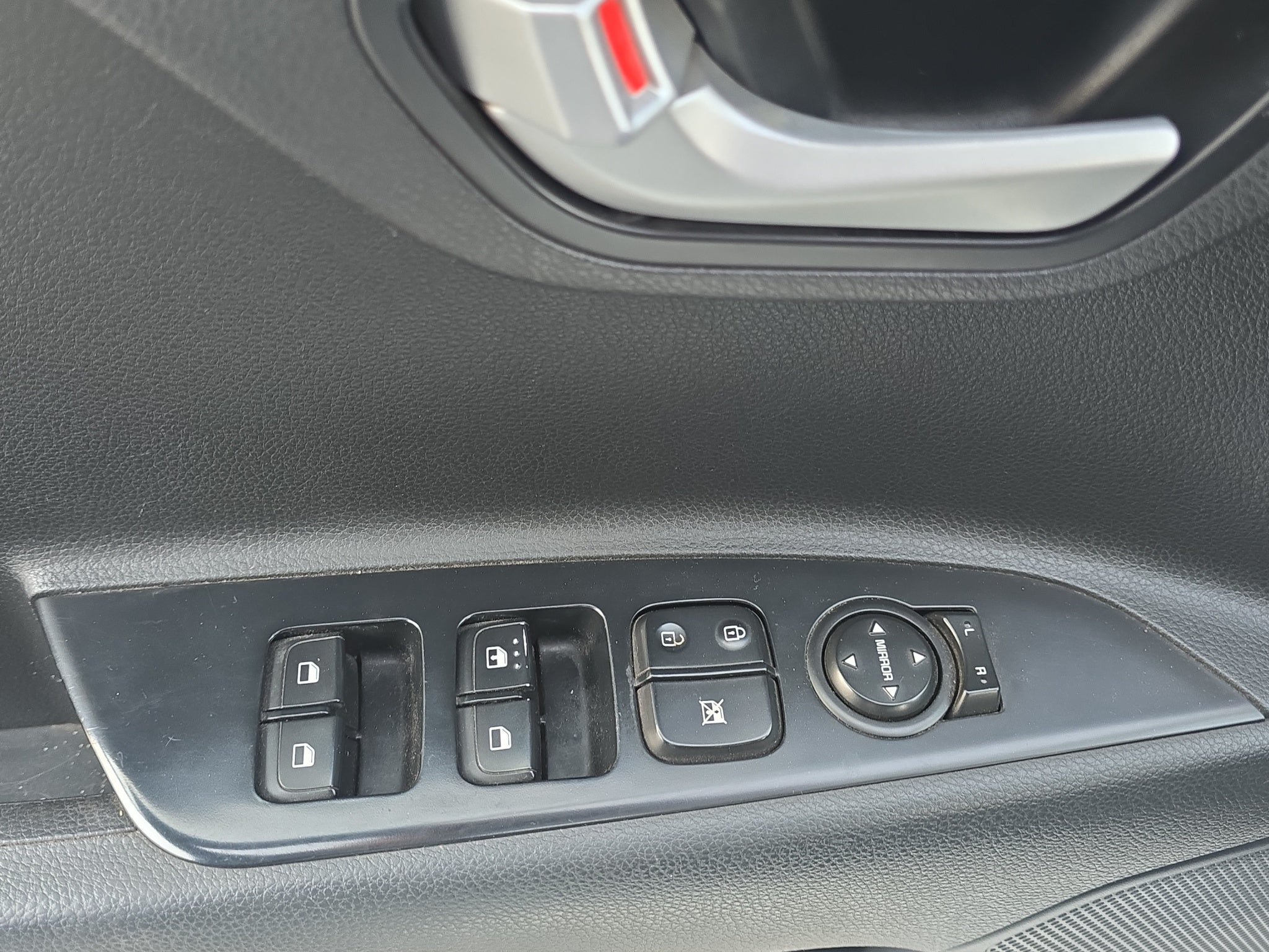 2020 Kia RIO 4 PTS L TA VE DEL R-15