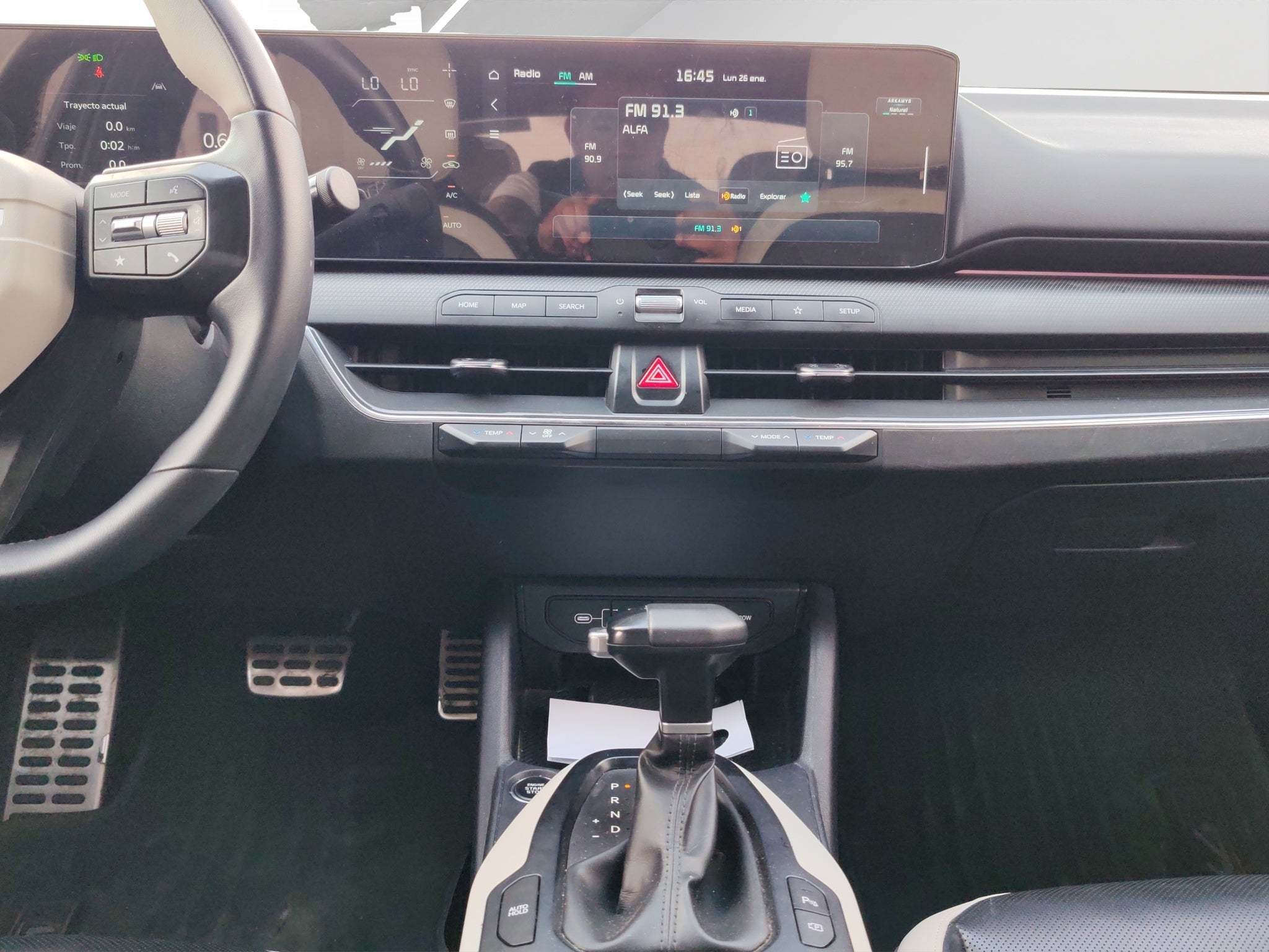 2025 Kia K4 4P GT LINE L42.0 AUT