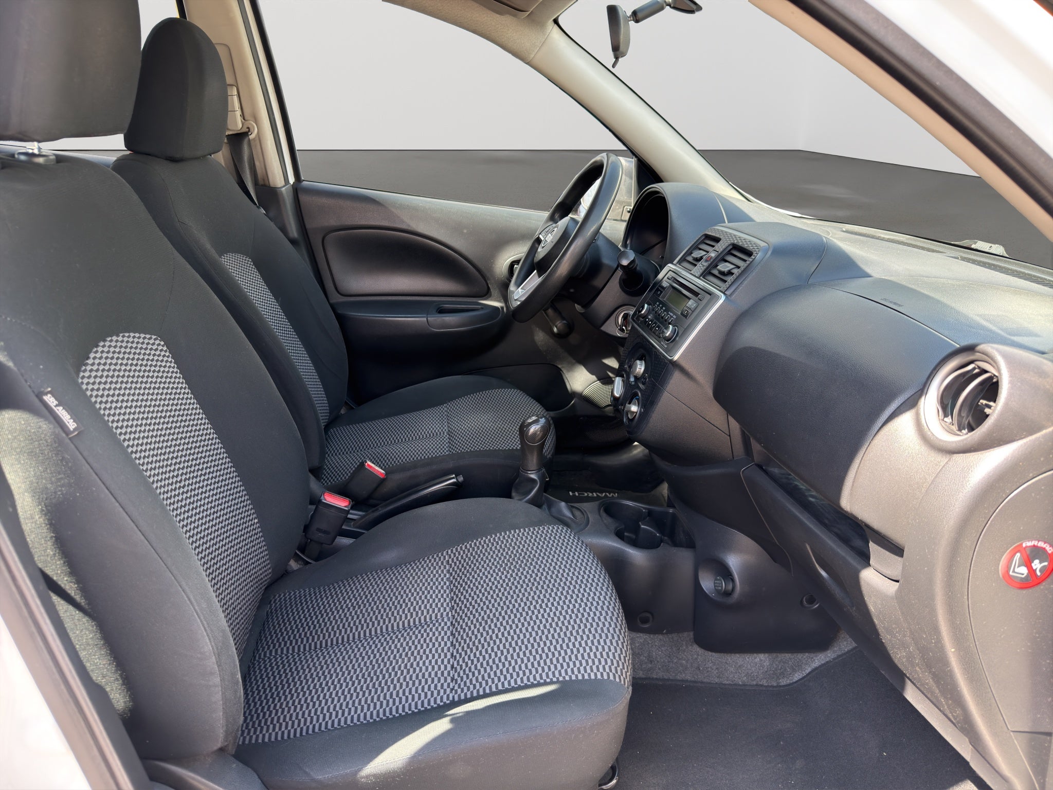 2022 Nissan MARCH 5 PTS HB SENSE TM5 AAC R-14