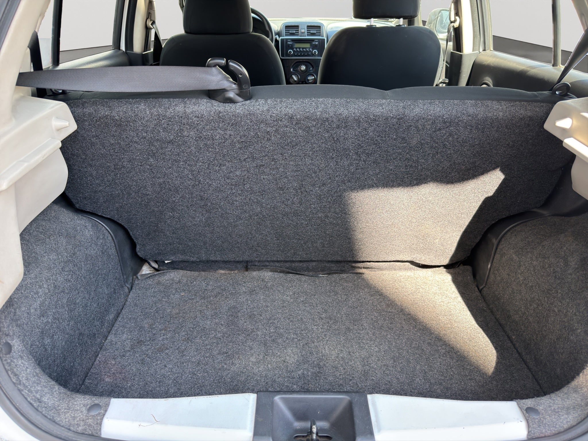 2022 Nissan MARCH 5 PTS HB SENSE TM5 AAC R-14