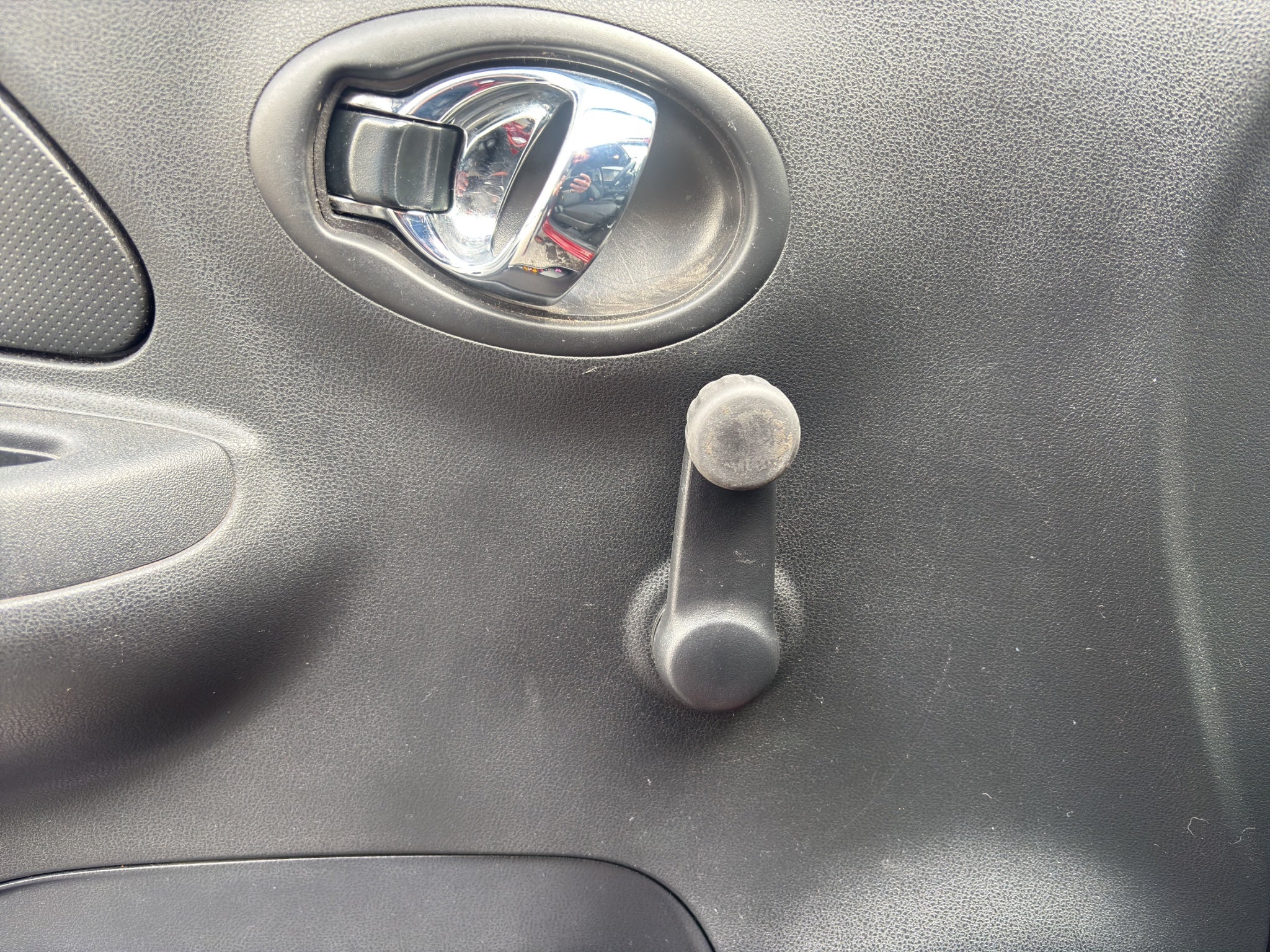 2021 Nissan MARCH 5 PTS HB SENSE TM5 AAC R-14