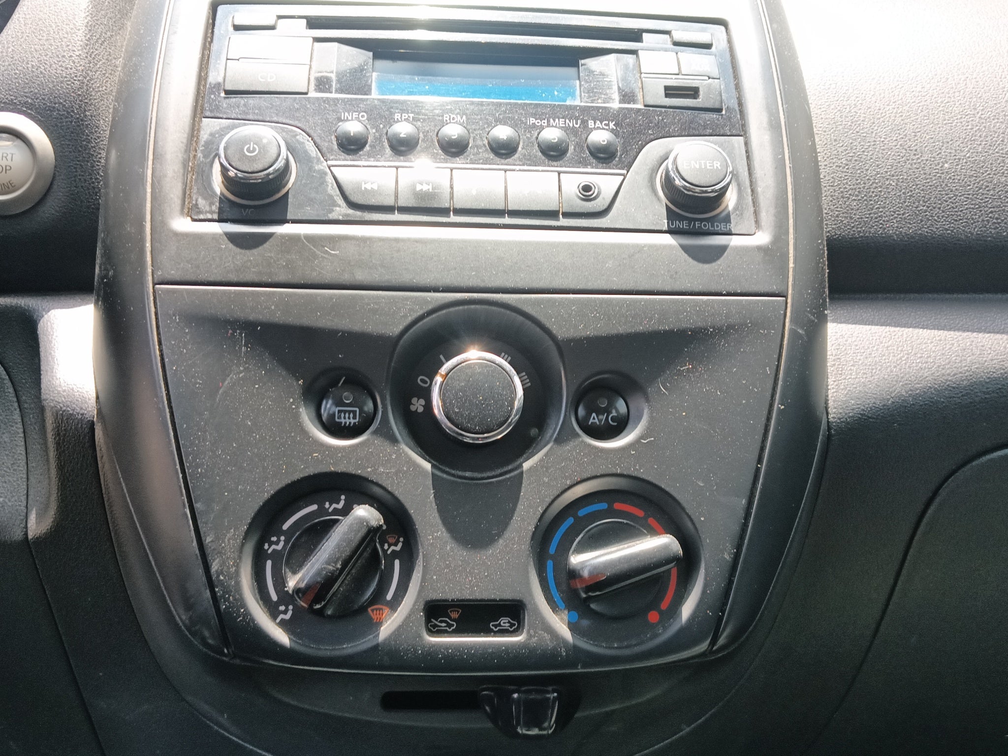 2017 Nissan VERSA 4 PTS SENSE TM5 AAC VE