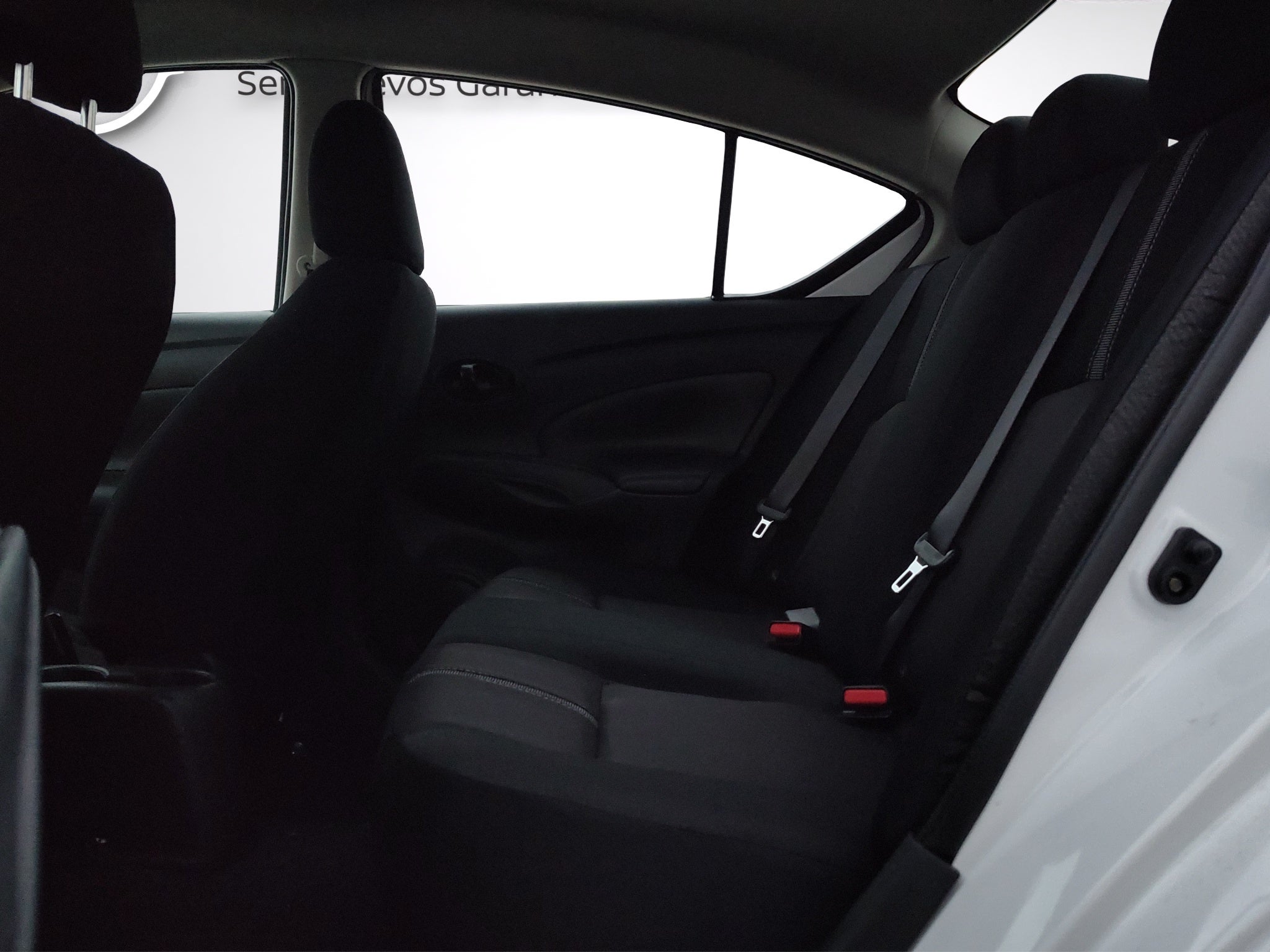 2025 Nissan V-DRIVE 4 PUERTAS TM AC AUDIO