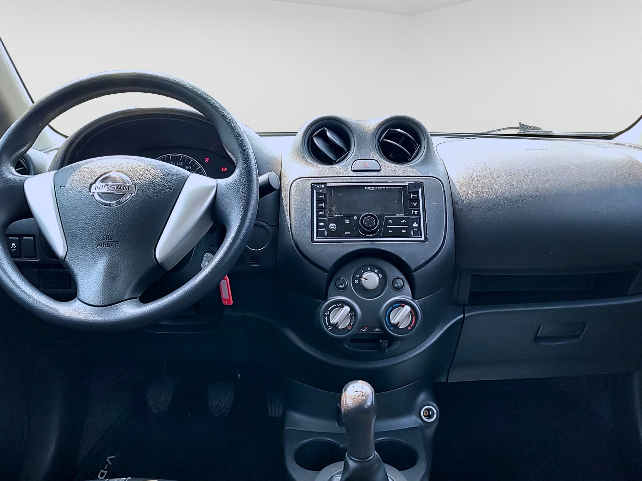 2022 Nissan V-DRIVE 4 PTS BASE TM5 AAC R-15