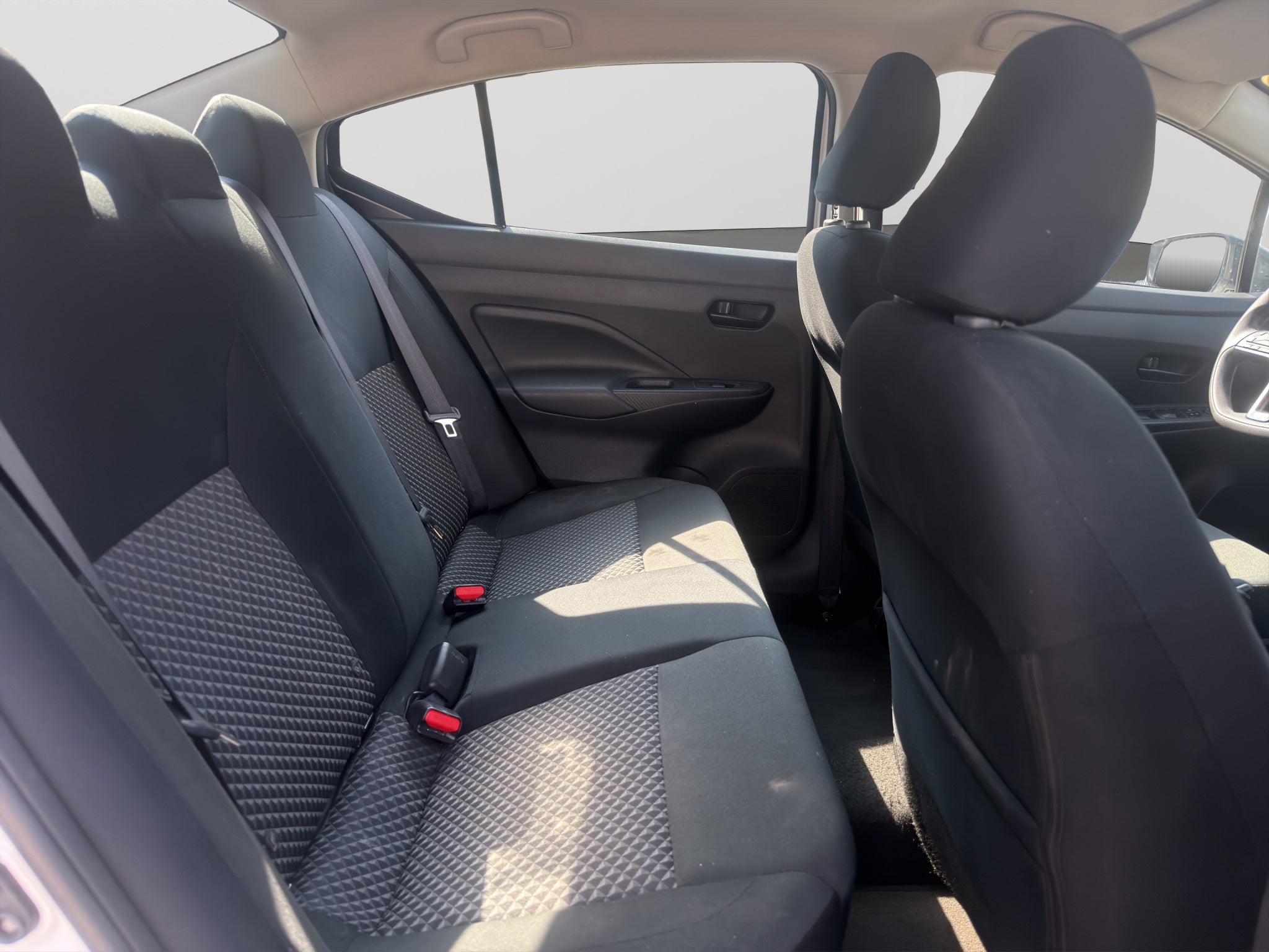 2024 Nissan VERSA 4P SENSE L41.6 MAN