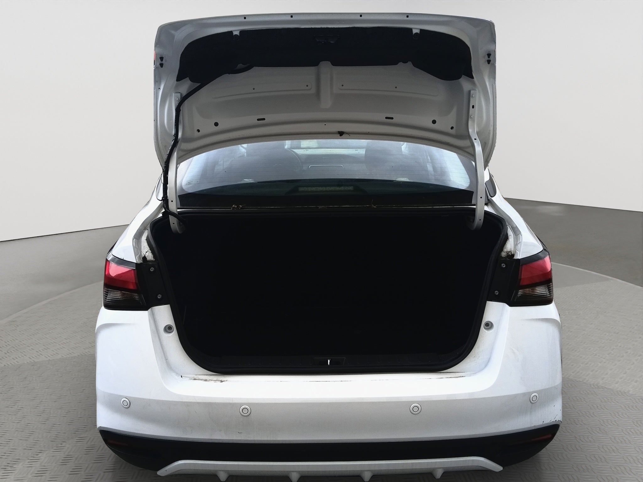 2023 Nissan VERSA 4P SENSE L41.6 MAN