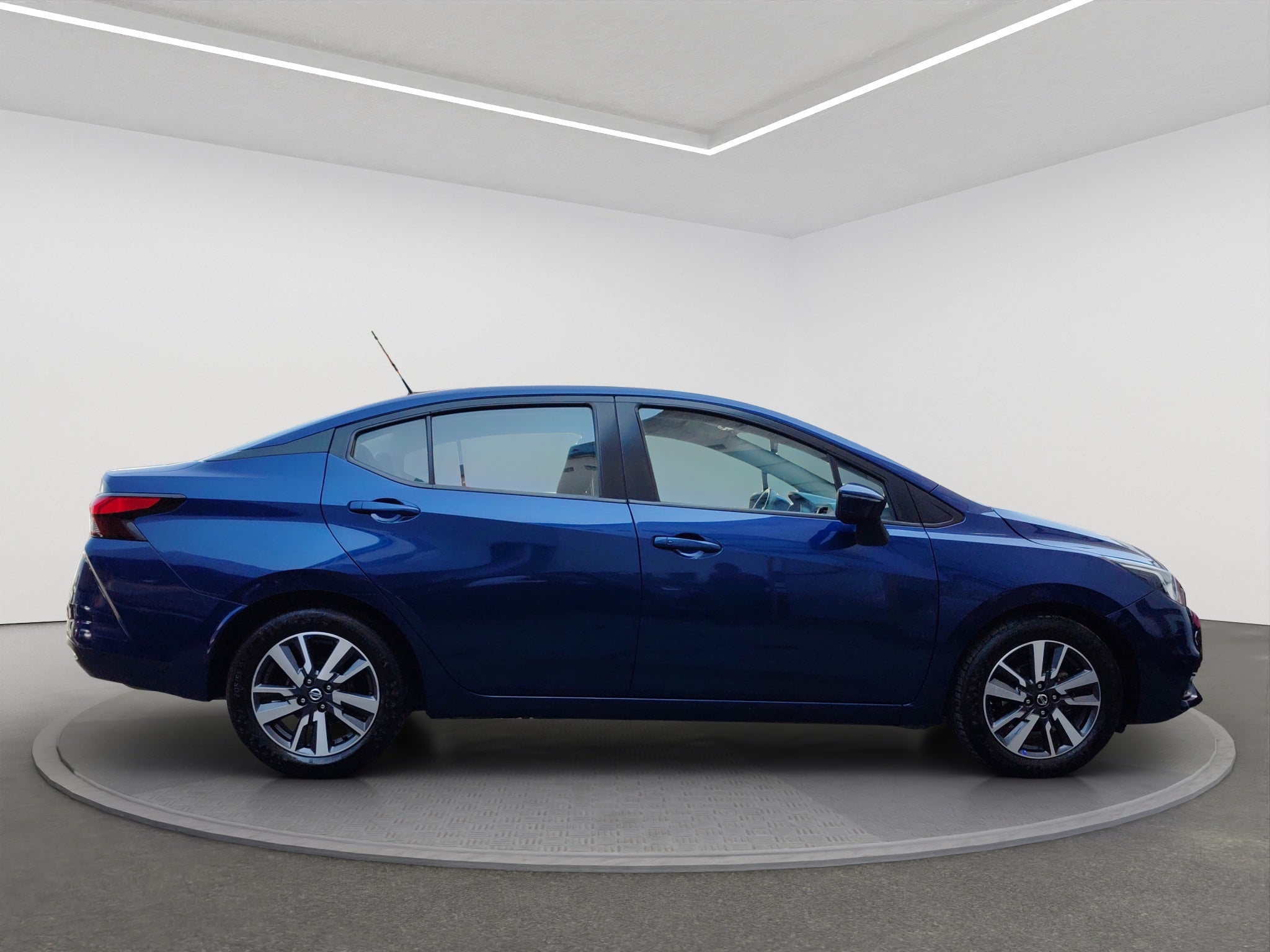 2021 Nissan VERSA 4 PTS ADVANCE  AAC VE F NIEBLA RA-16CVT