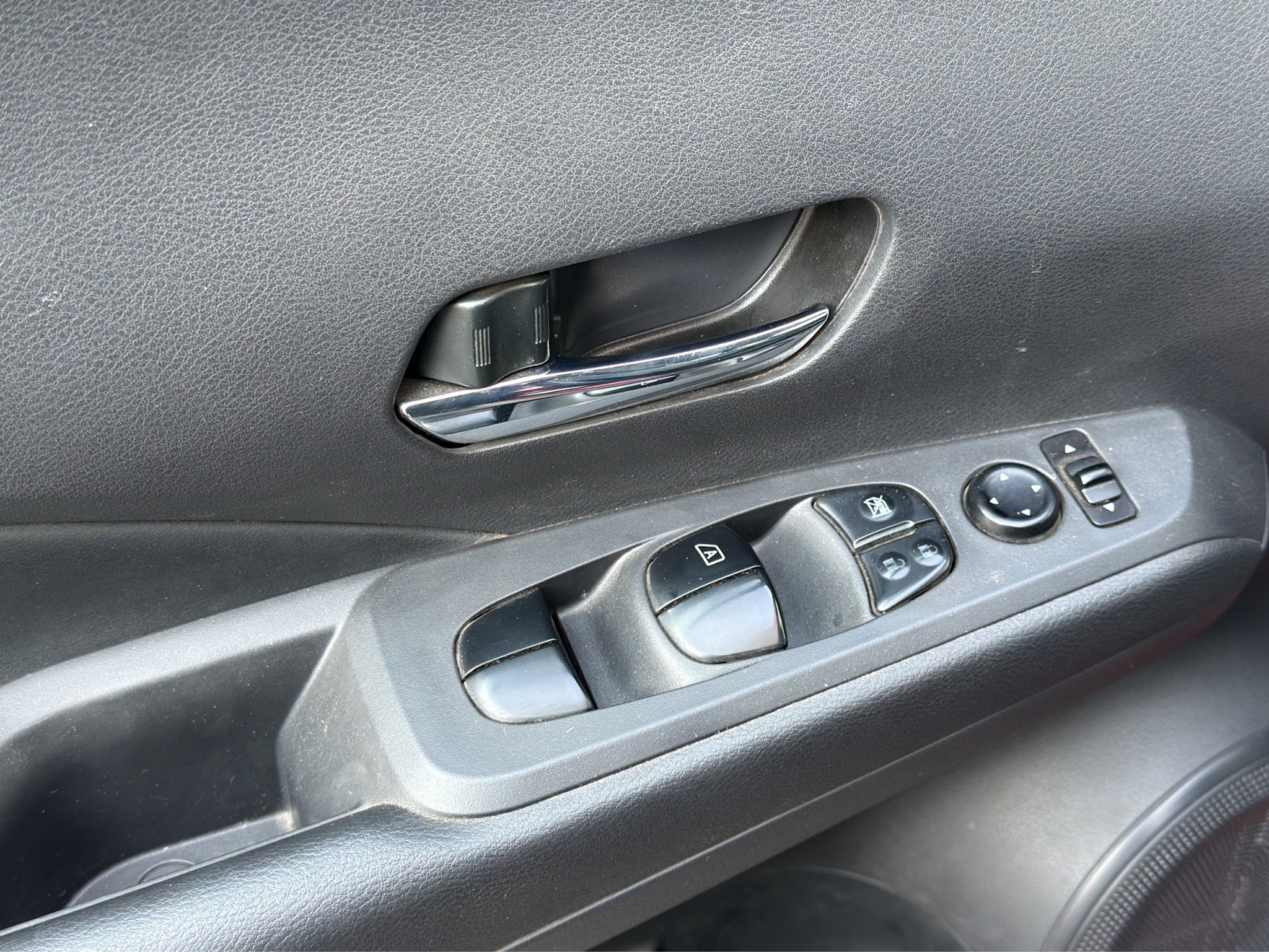 2022 Nissan KICKS 5 PTS EXCLUSIVE 16L TA AAC AUT PIEL GPS RA-17