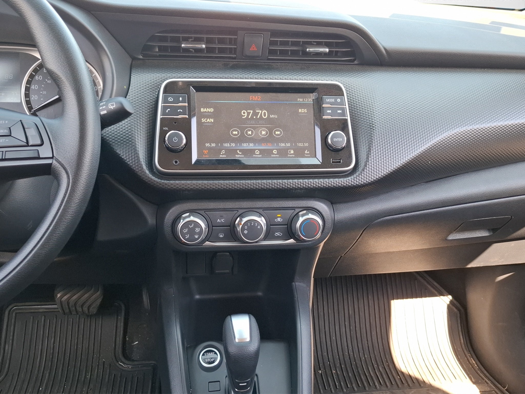 2025 Nissan KICKS 5P PLAY ADVANCE L41.6 AUT