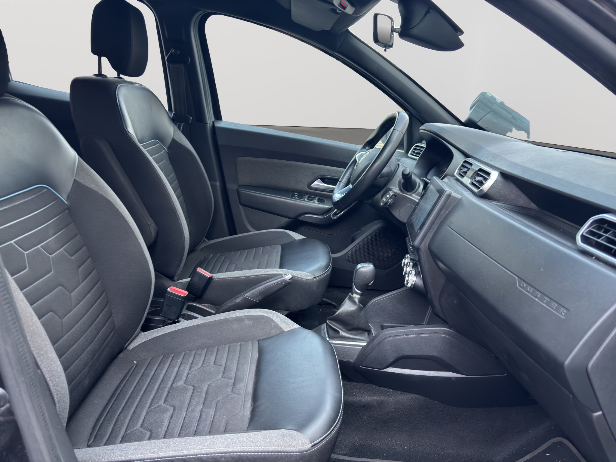 2023 RENAULT DUSTER 5 PTS ICONIC 13T TA AAC VE MP3 GPS FNIEBLA RA-17