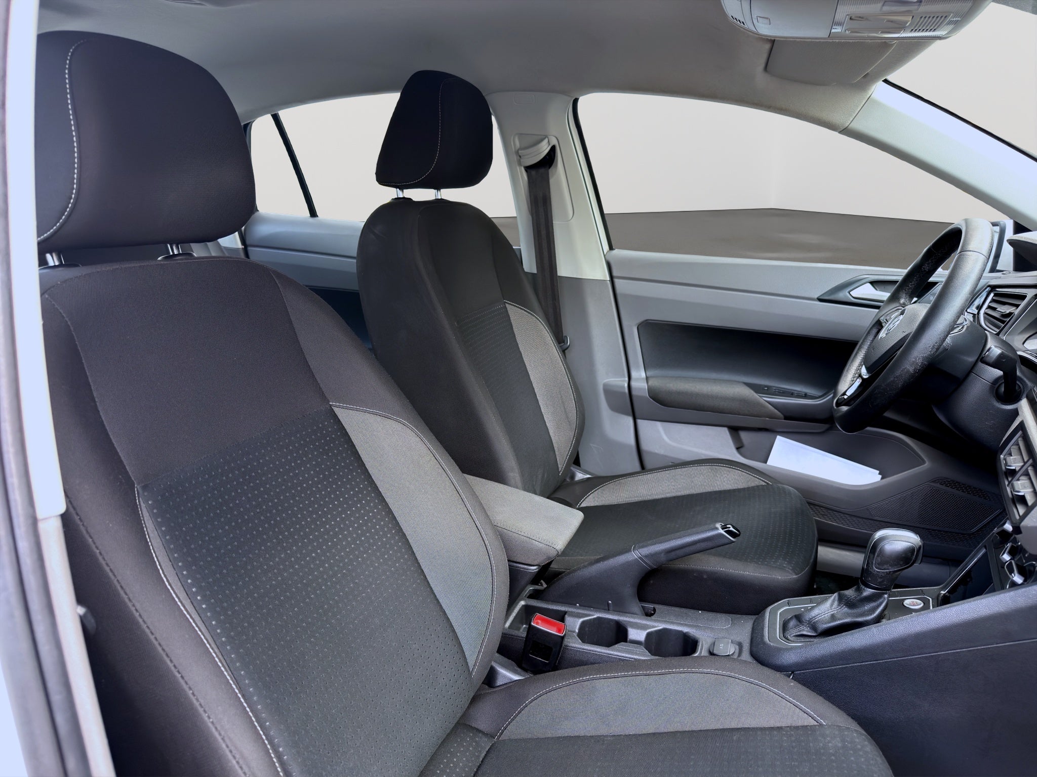 2022 Volkswagen VIRTUS 4 PTS COMFORTLINE 16L TA AAC F NIEBLA RA-16