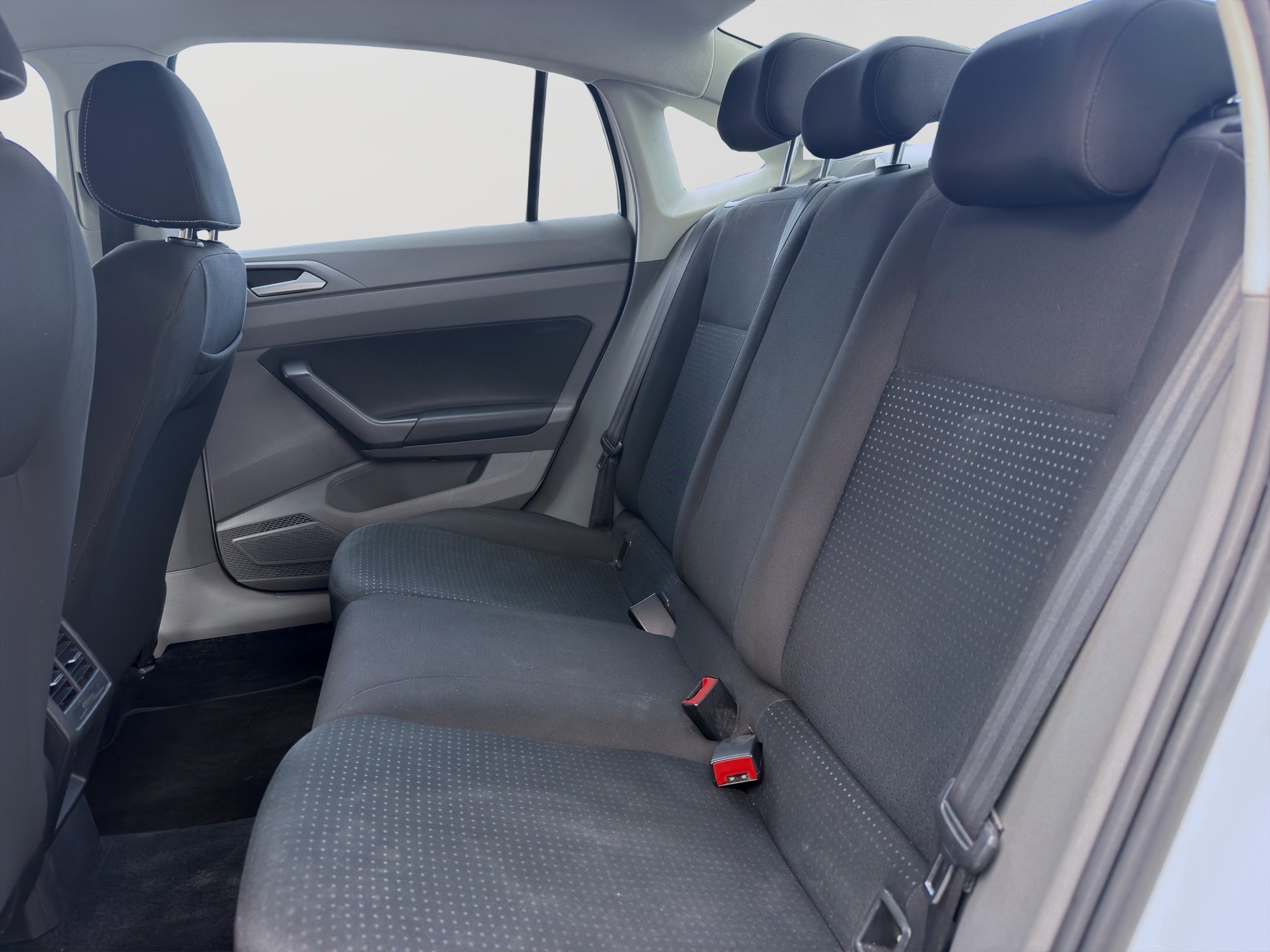 2022 Volkswagen VIRTUS 4 PTS COMFORTLINE 16L TA AAC F NIEBLA RA-16