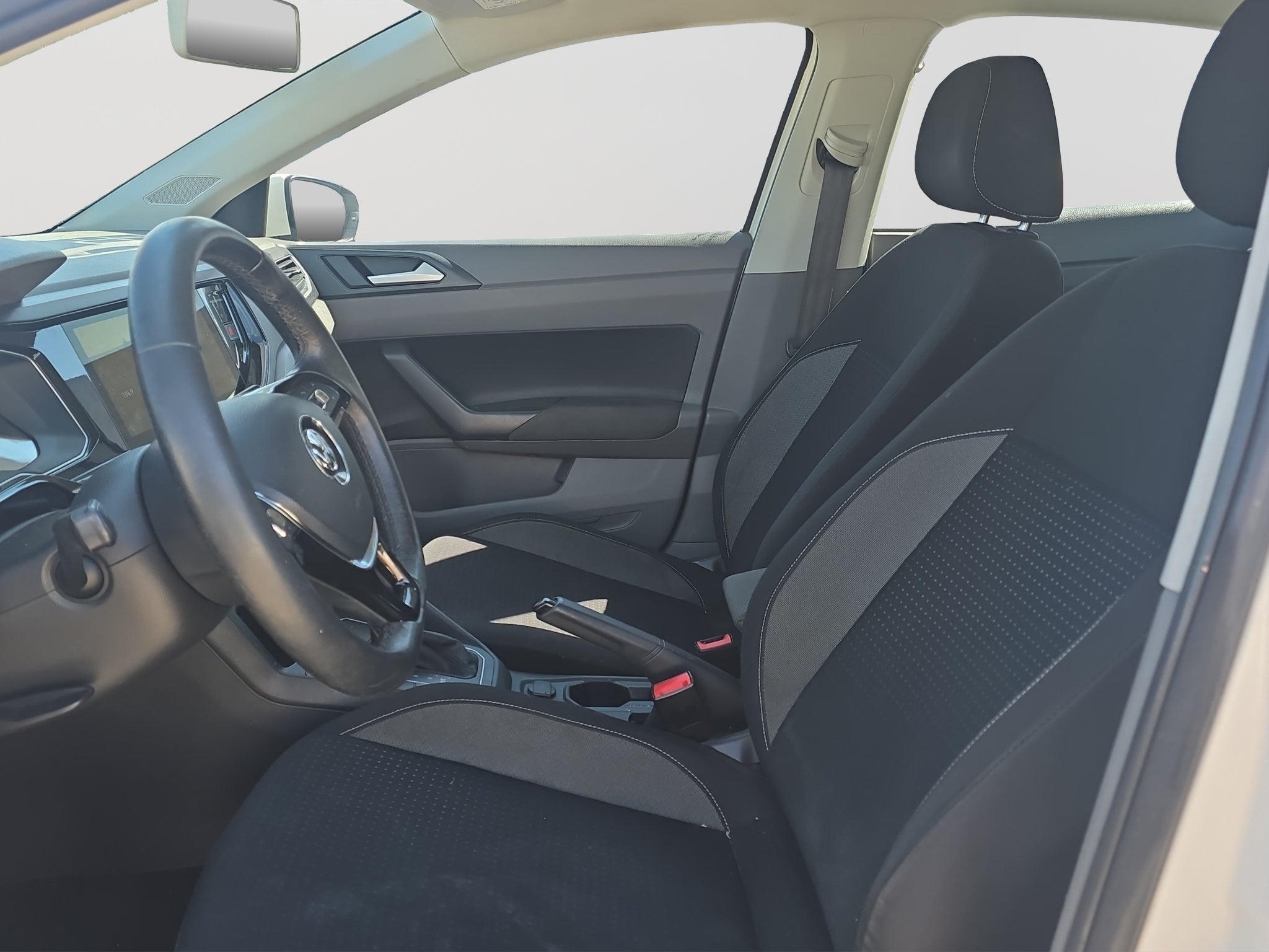 2022 Volkswagen VIRTUS 4 PTS COMFORTLINE 16L TA AAC F NIEBLA RA-16