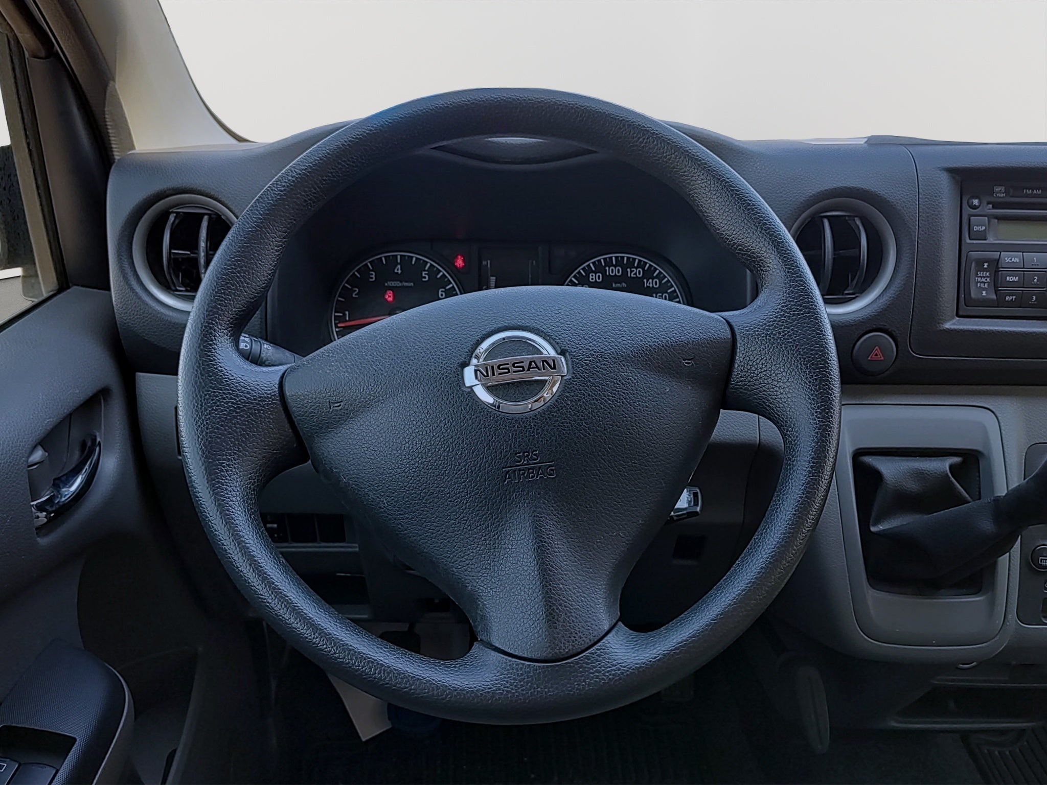 2022 Nissan URVAN 4 PTS TM5 AAC VE 12 PAS