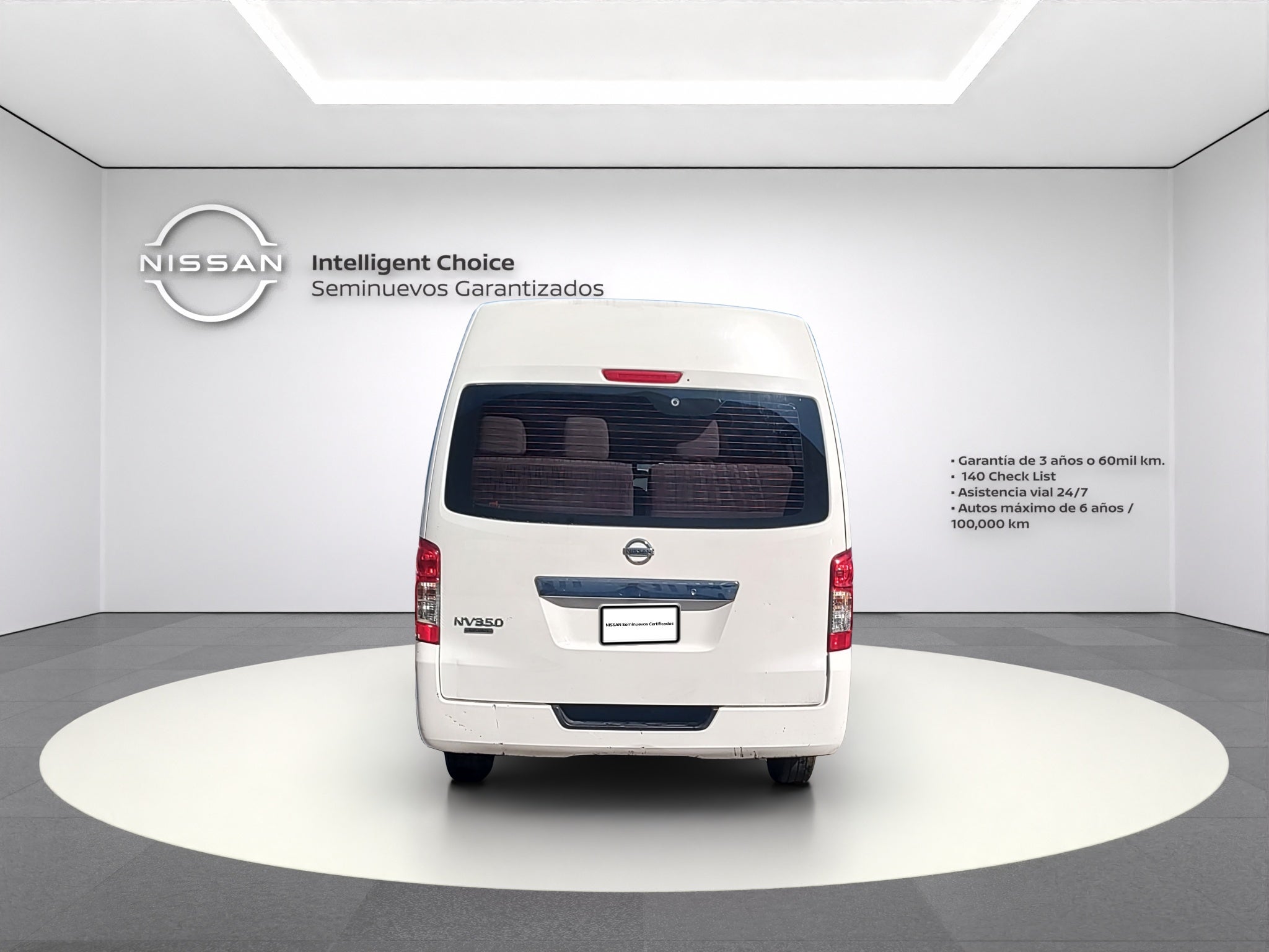 2021 Nissan URVAN 4 PTS AMPLIA TM5 AAC DESEM TRAS 15 PAS