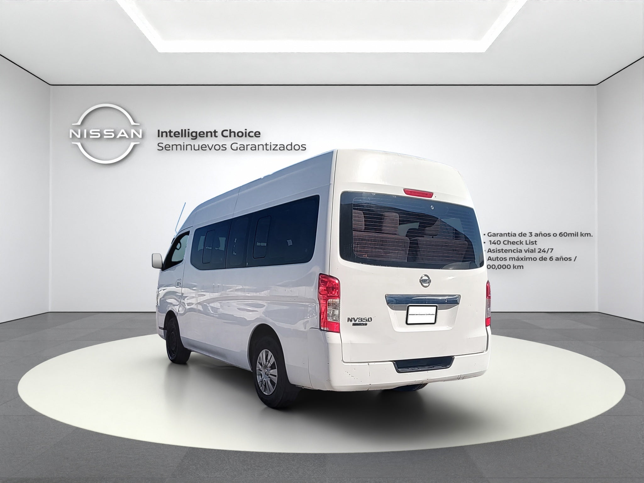 2021 Nissan URVAN 4 PTS AMPLIA TM5 AAC DESEM TRAS 15 PAS