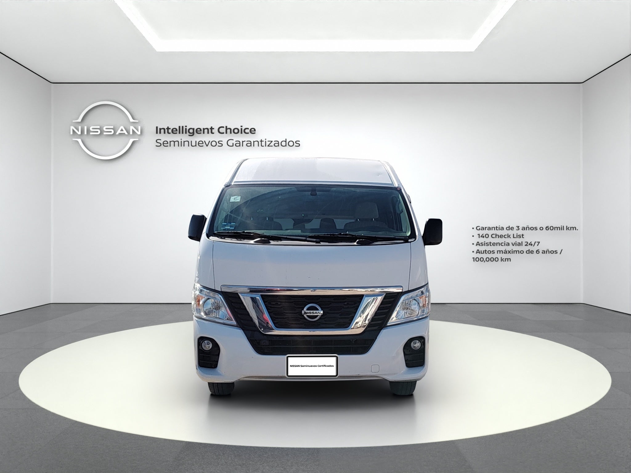 2021 Nissan URVAN 4 PTS AMPLIA TM5 AAC DESEM TRAS 15 PAS
