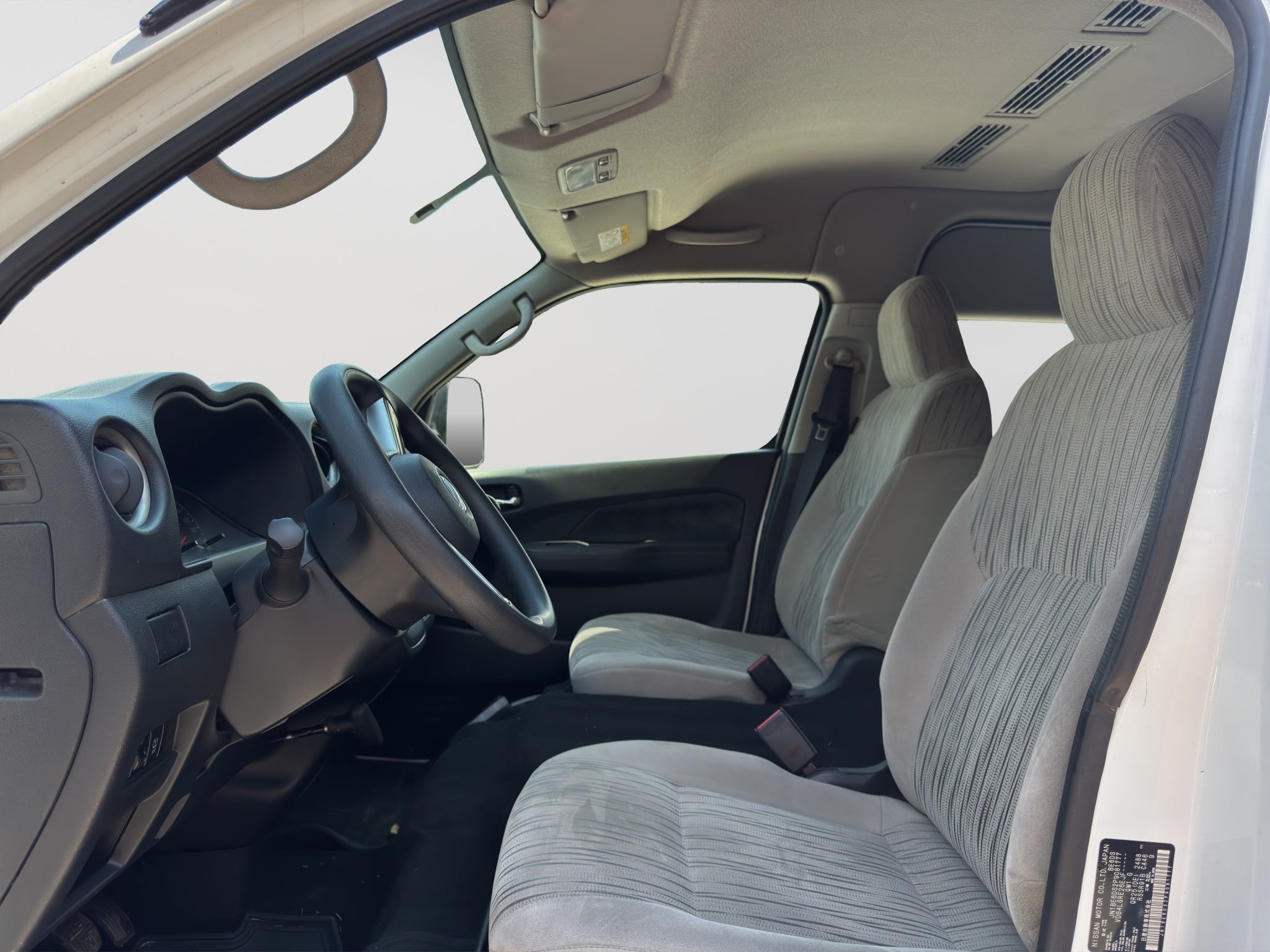 2023 Nissan URVAN 4 PTS TM5 AAC VE 11 PAS