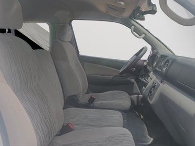 2020 Nissan URVAN 4 PTS AMPLIA TM5 AAC DESEM TRAS 15 PAS