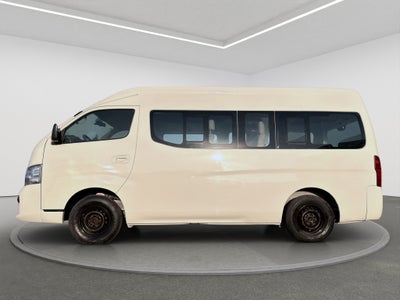 2021 Nissan URVAN 4 PTS AMPLIA TM5 AAC DESEM TRAS 15 PAS